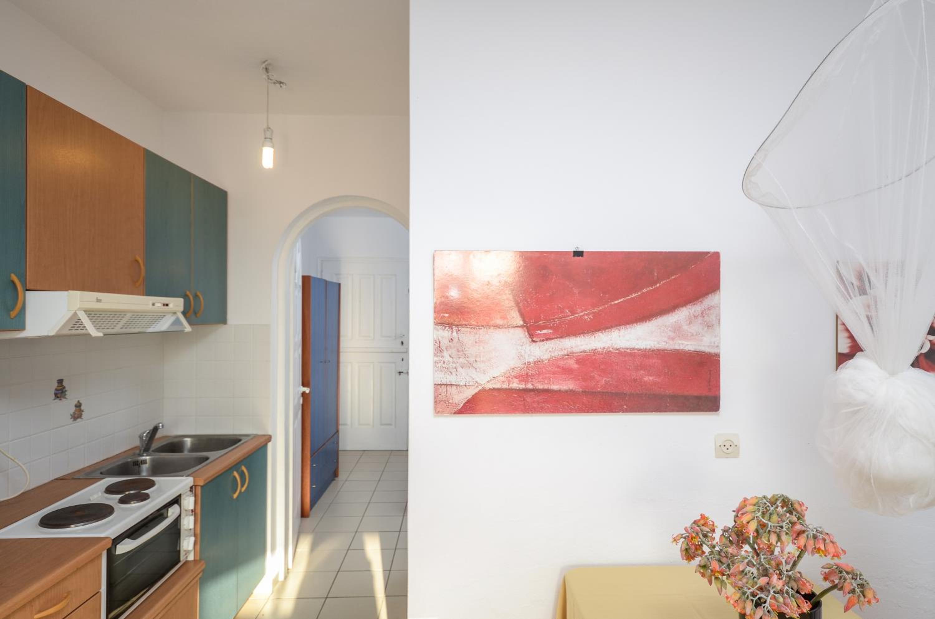 Ydreos Studios & Apartments