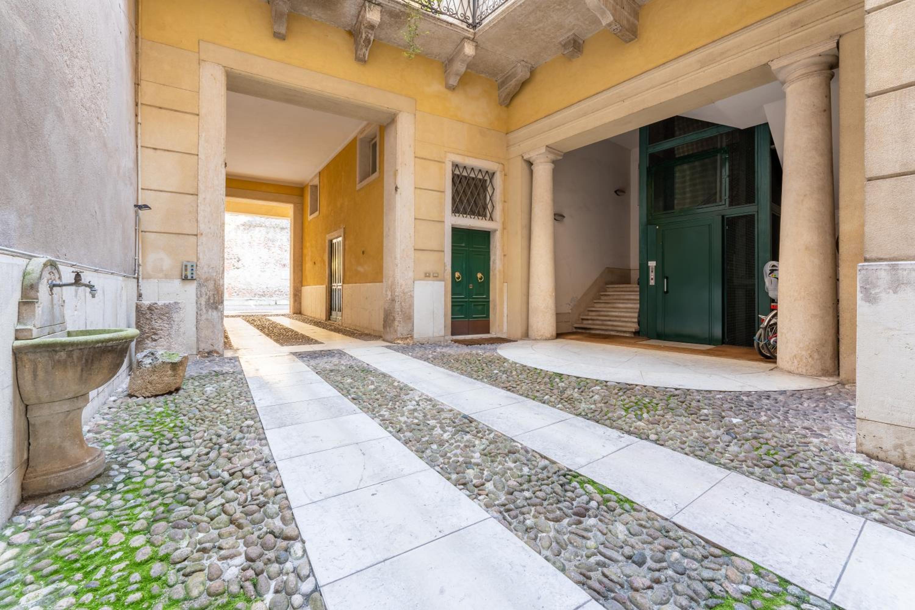 Corso Cavour Luxury Apartment