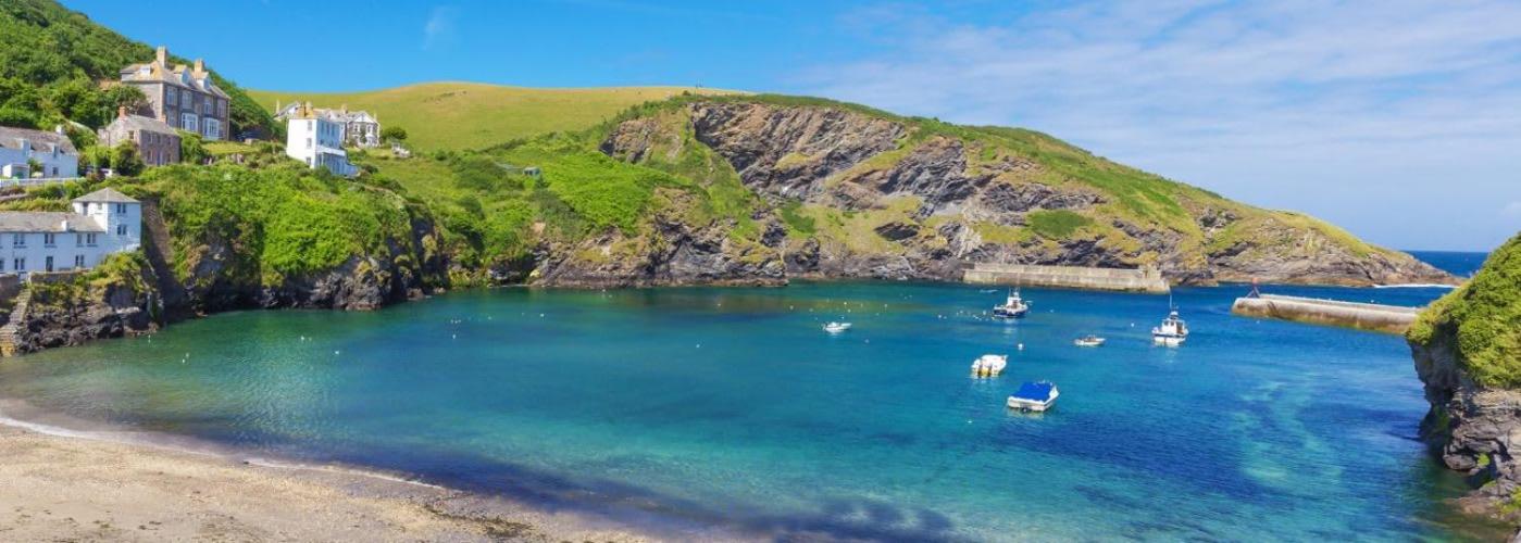 The Cornish Peak Beautiful Apartment In Grade 2 Listed Building In Cornwall By STAE-Homes