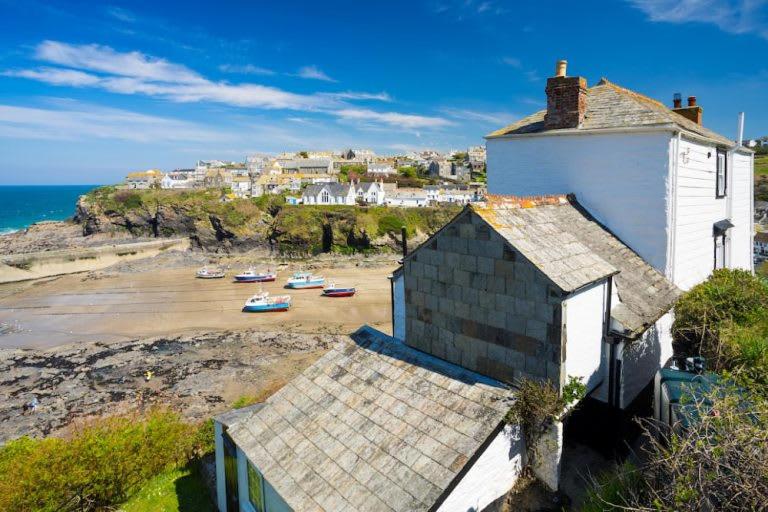 The Cornish Peak Beautiful Apartment In Grade 2 Listed Building In Cornwall By STAE-Homes
