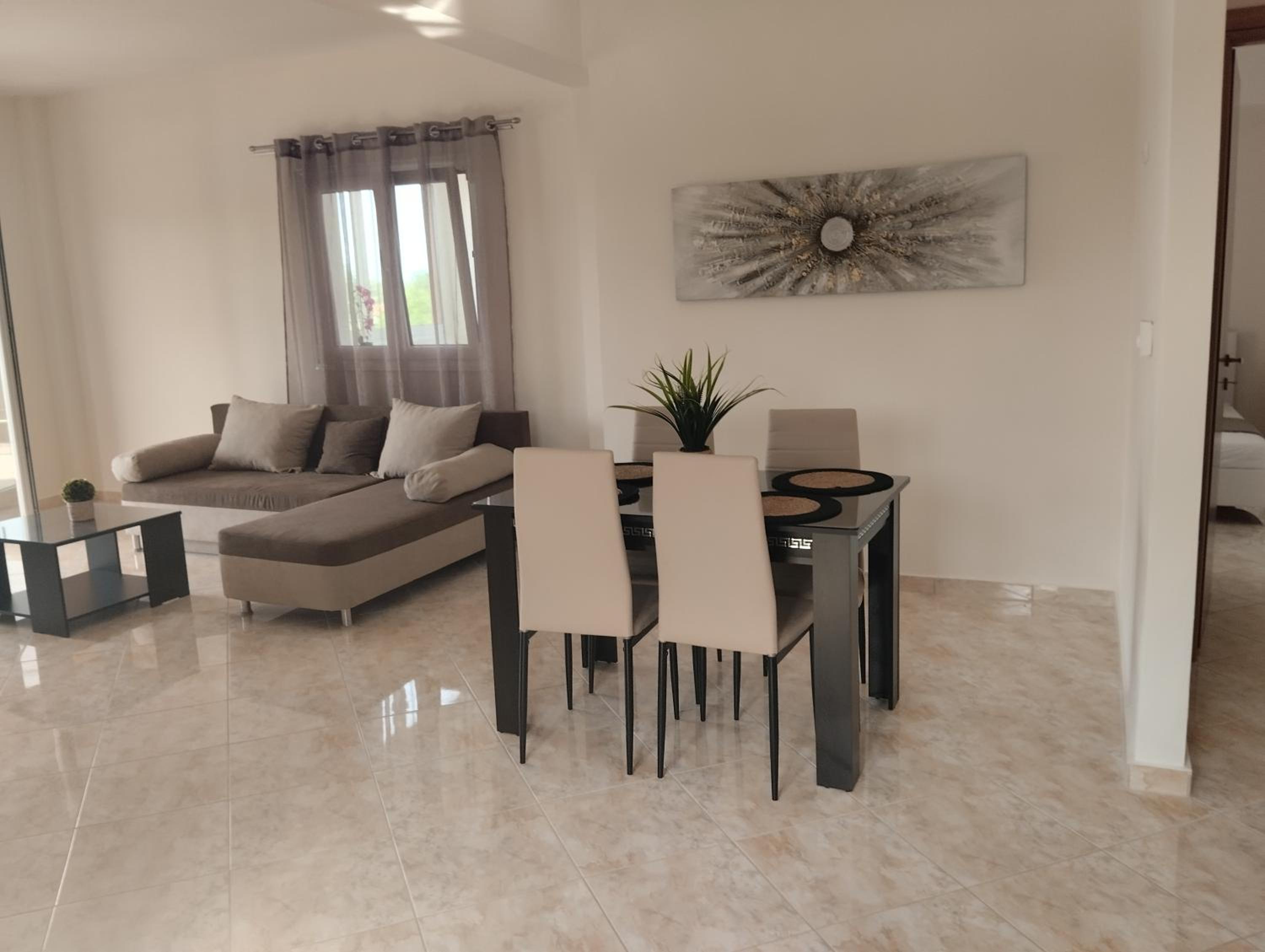 Villa Aurora