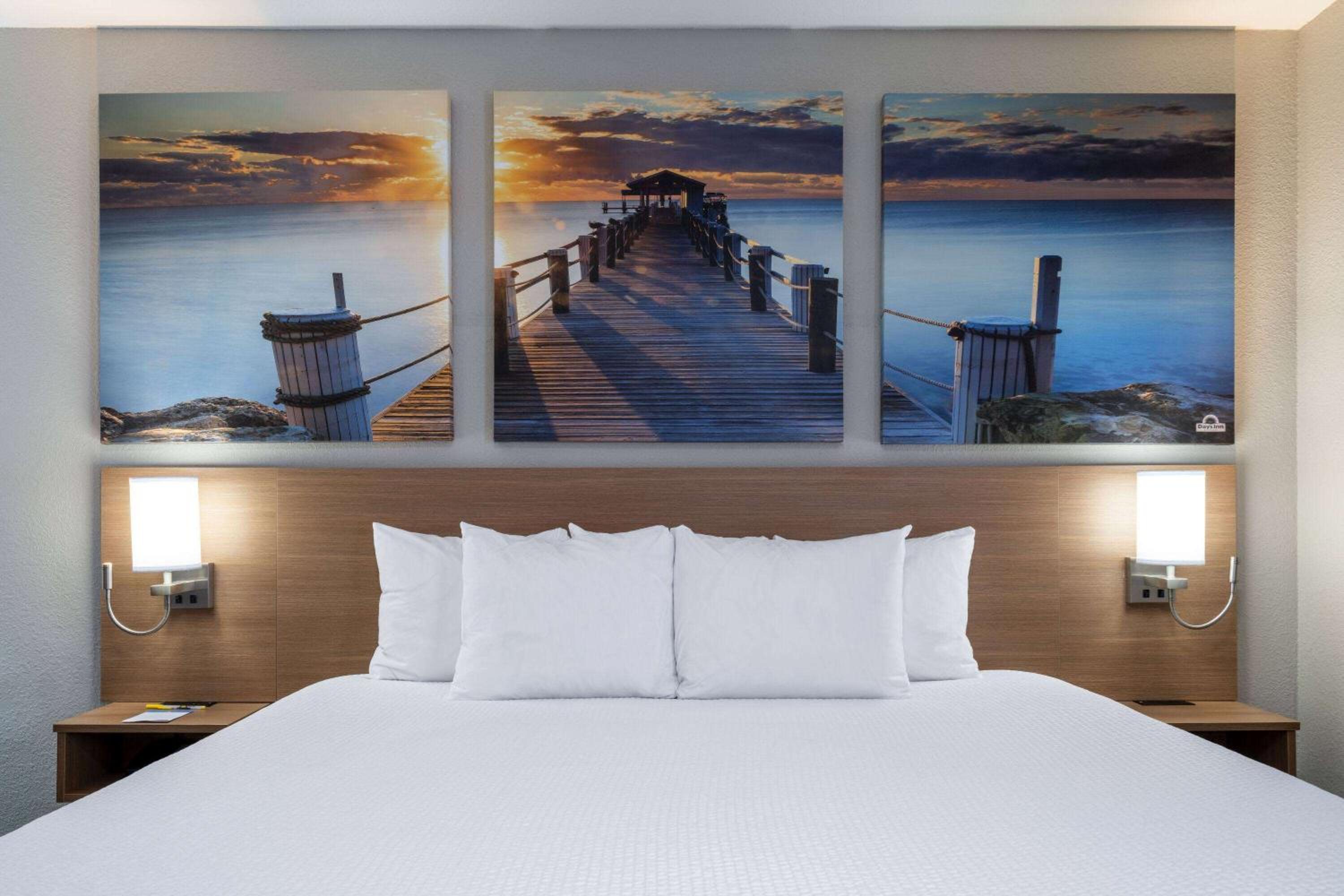Commerce Vacations - Days Inn Suites by Wyndham Commerce - Property Image 21