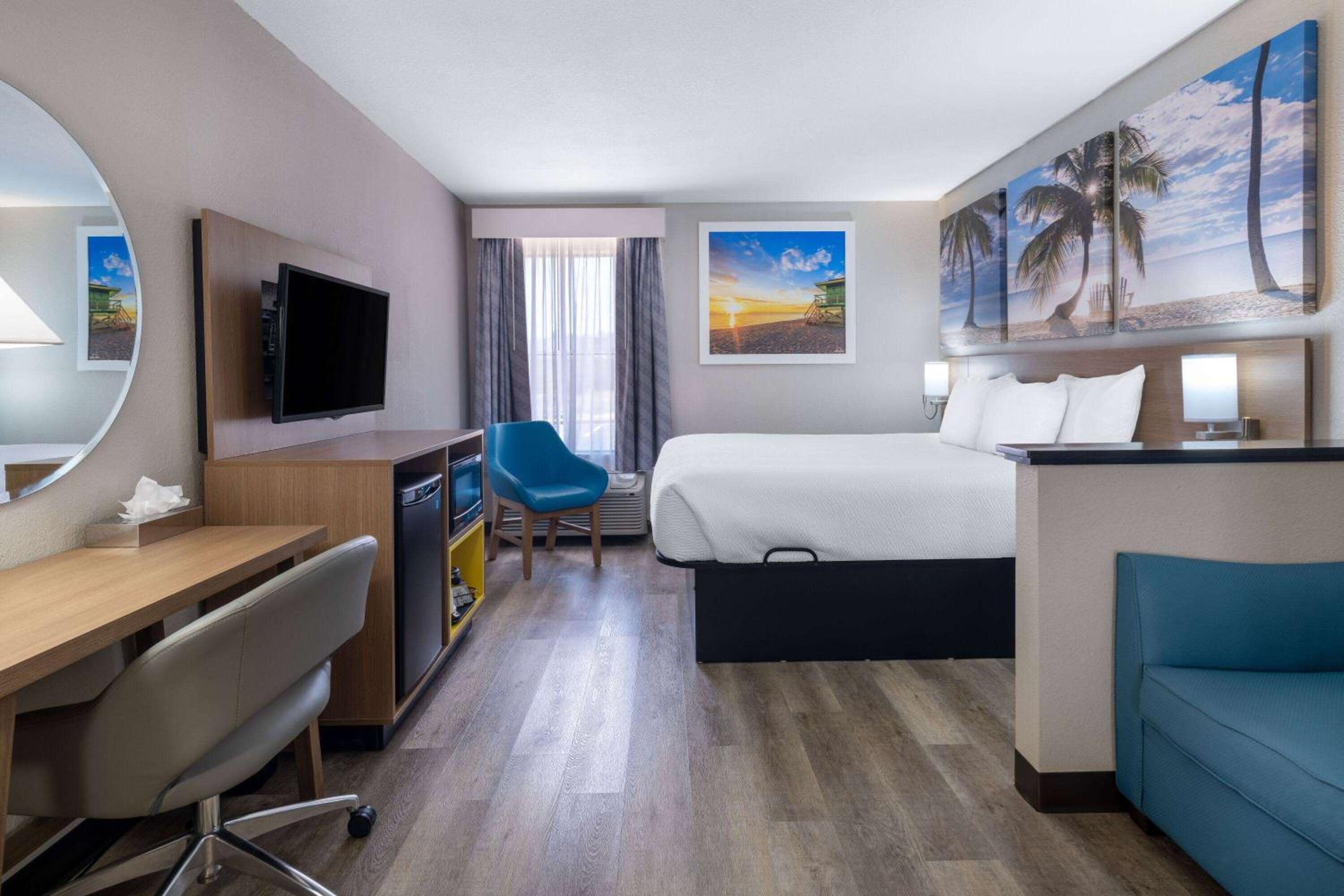 Commerce Vacations - Days Inn Suites by Wyndham Commerce - Property Image 14
