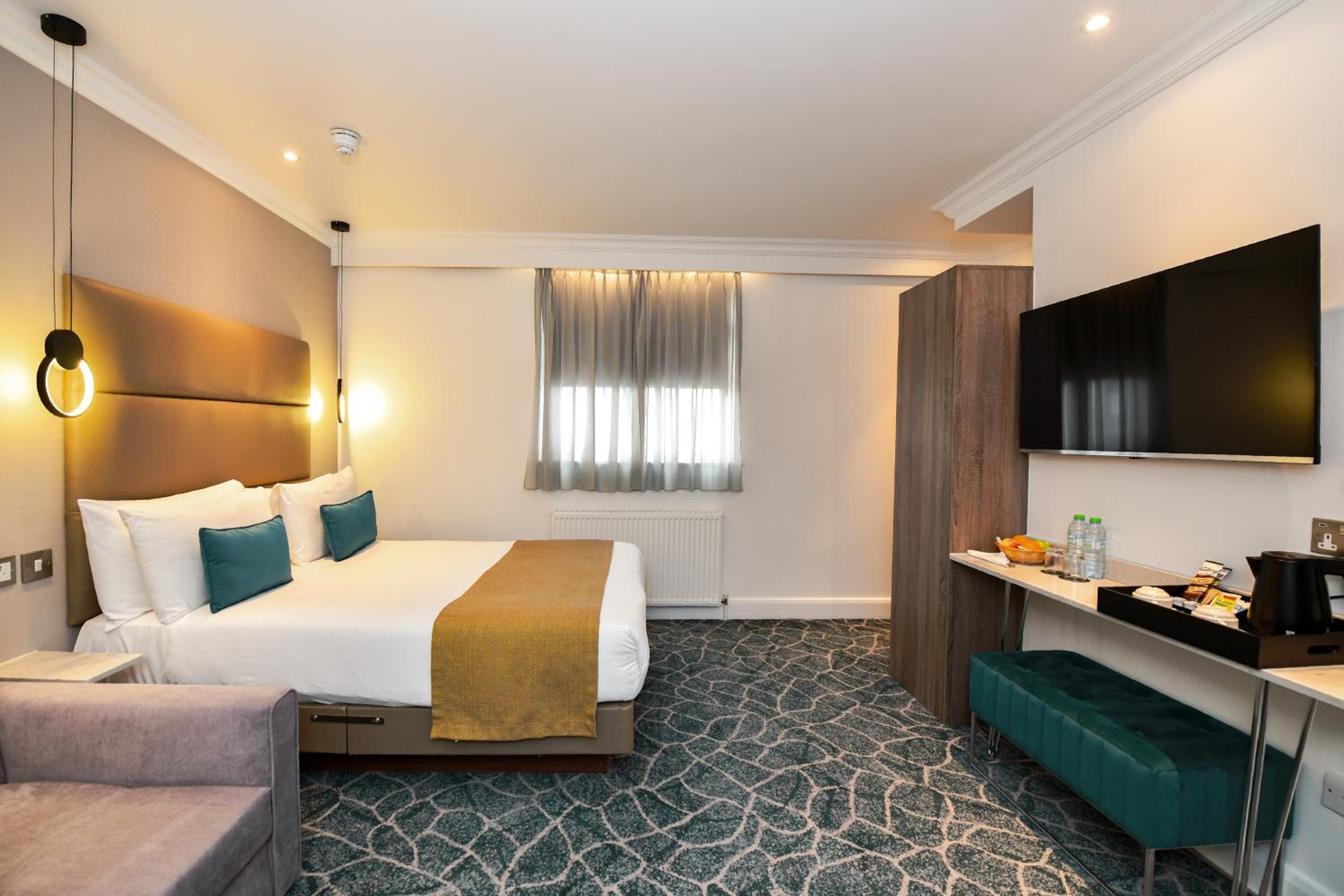 Queens Park Hotel photo 4