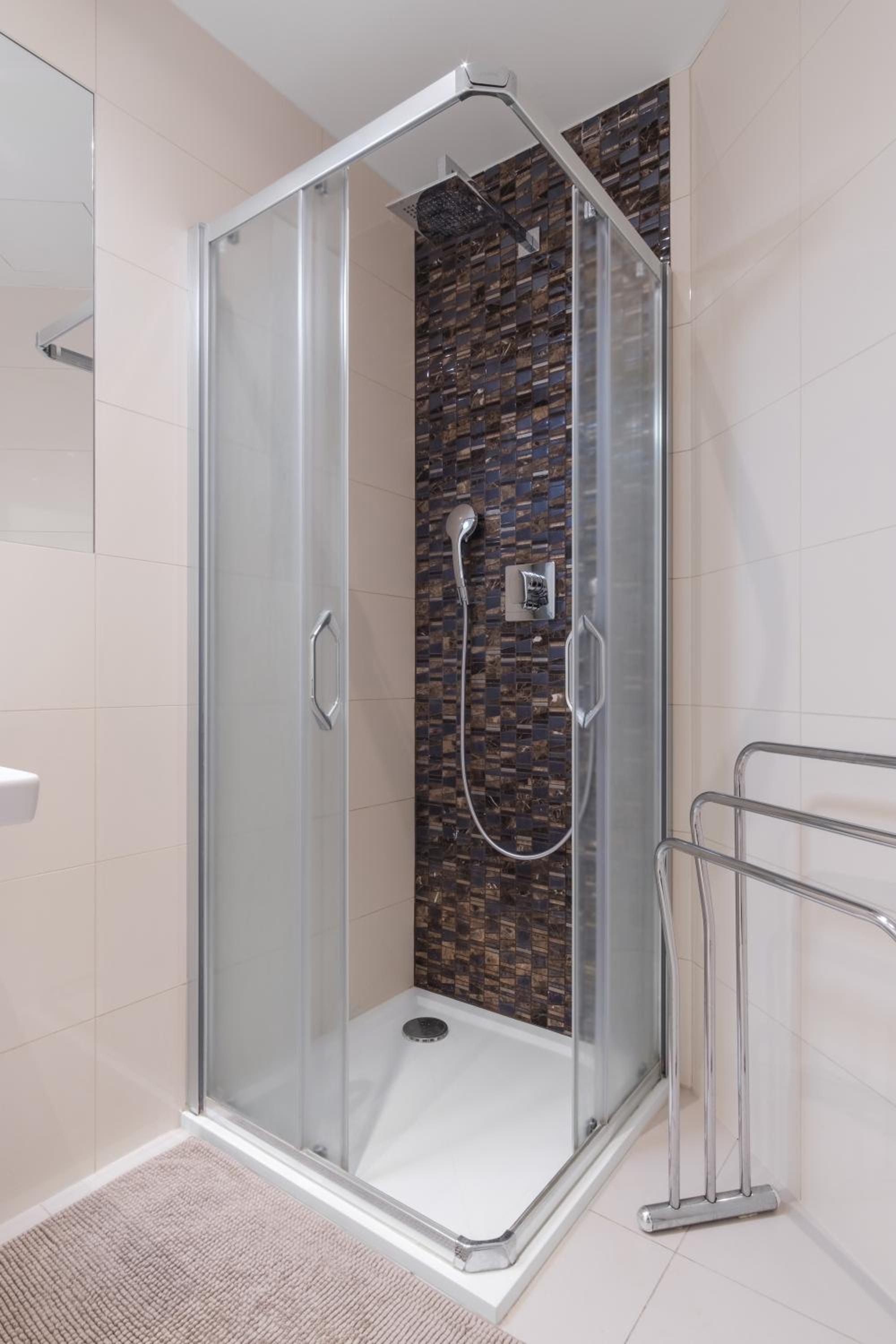 Luminous apartment for 2 near Wenceslas Square by Prague Days
