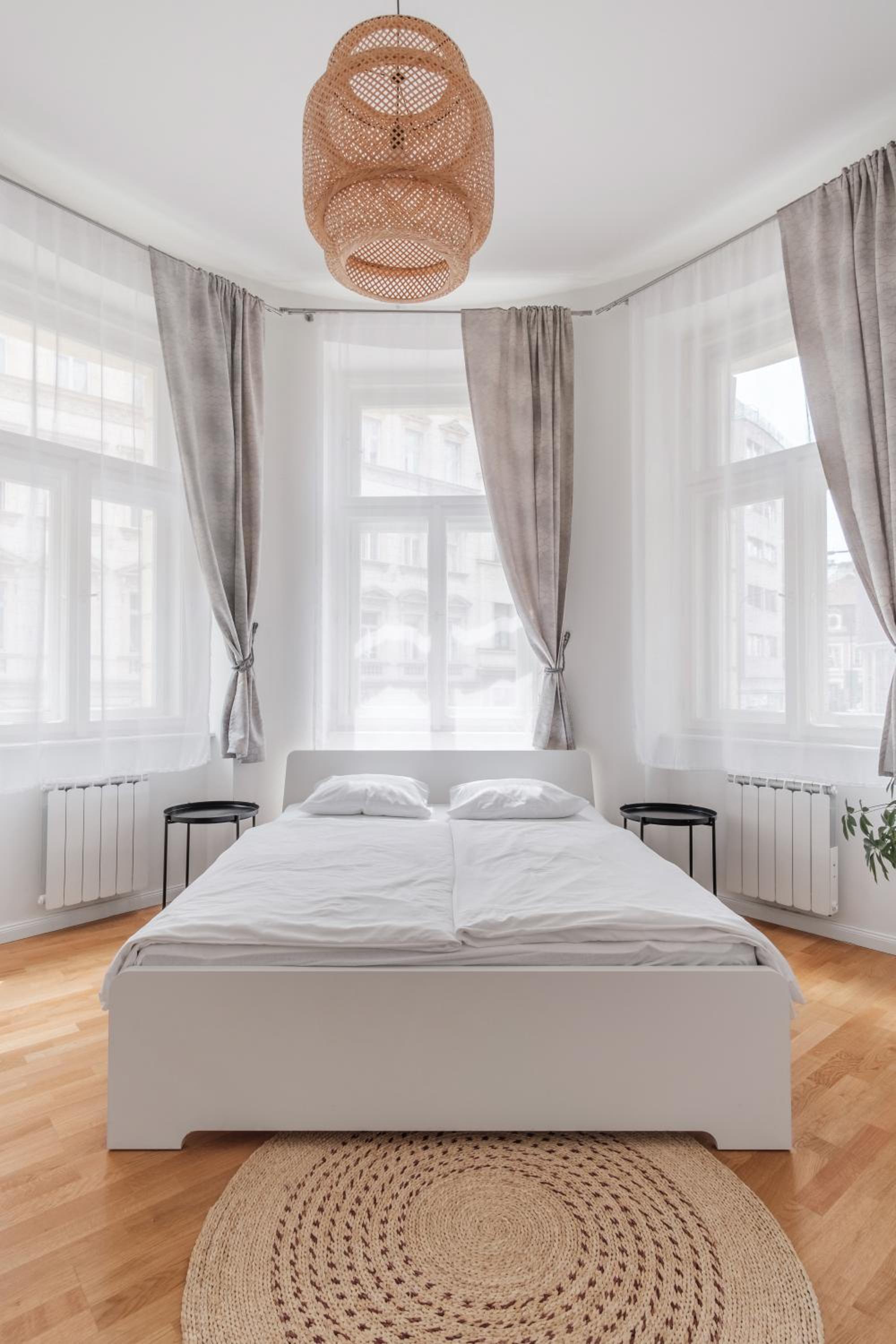 Luminous apartment for 2 near Wenceslas Square by Prague Days