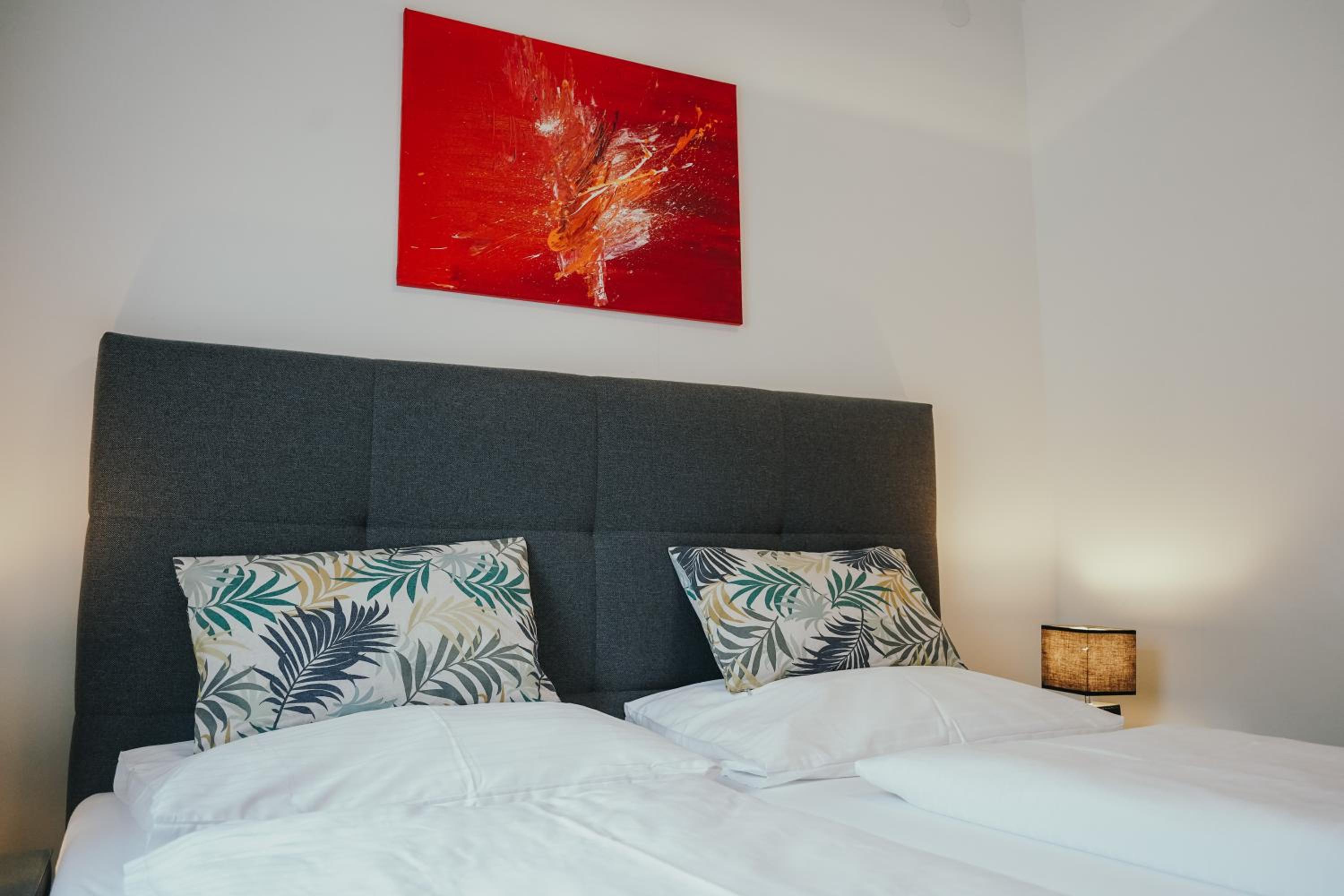 Pension Steinbichler - Apartments und Zimmer Check in 24-7