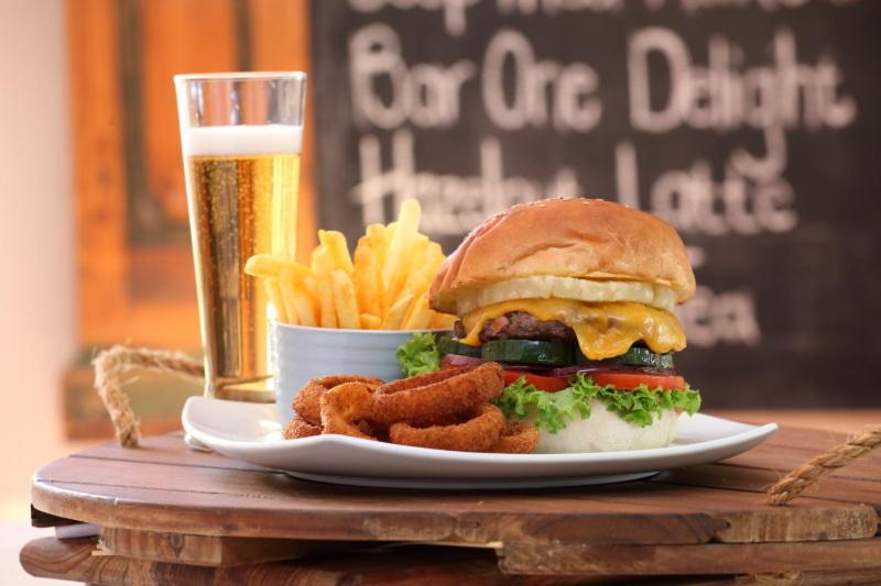 Celtis Country Lodge & Restaurant