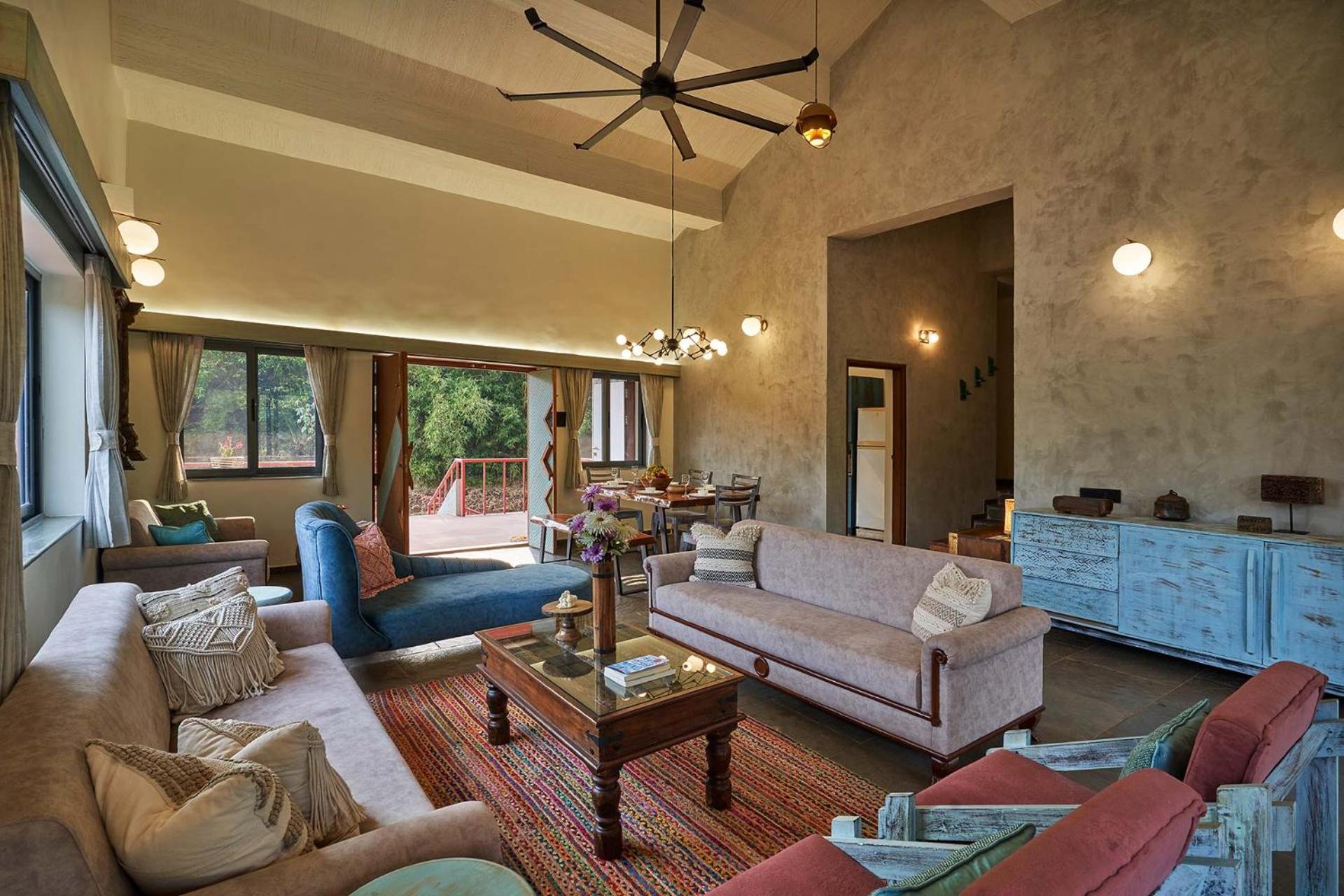StayVista's Amoda Villa - Near Venna Lake, Amidst Farmland with Jacuzzi and Indoor Activities view 4
