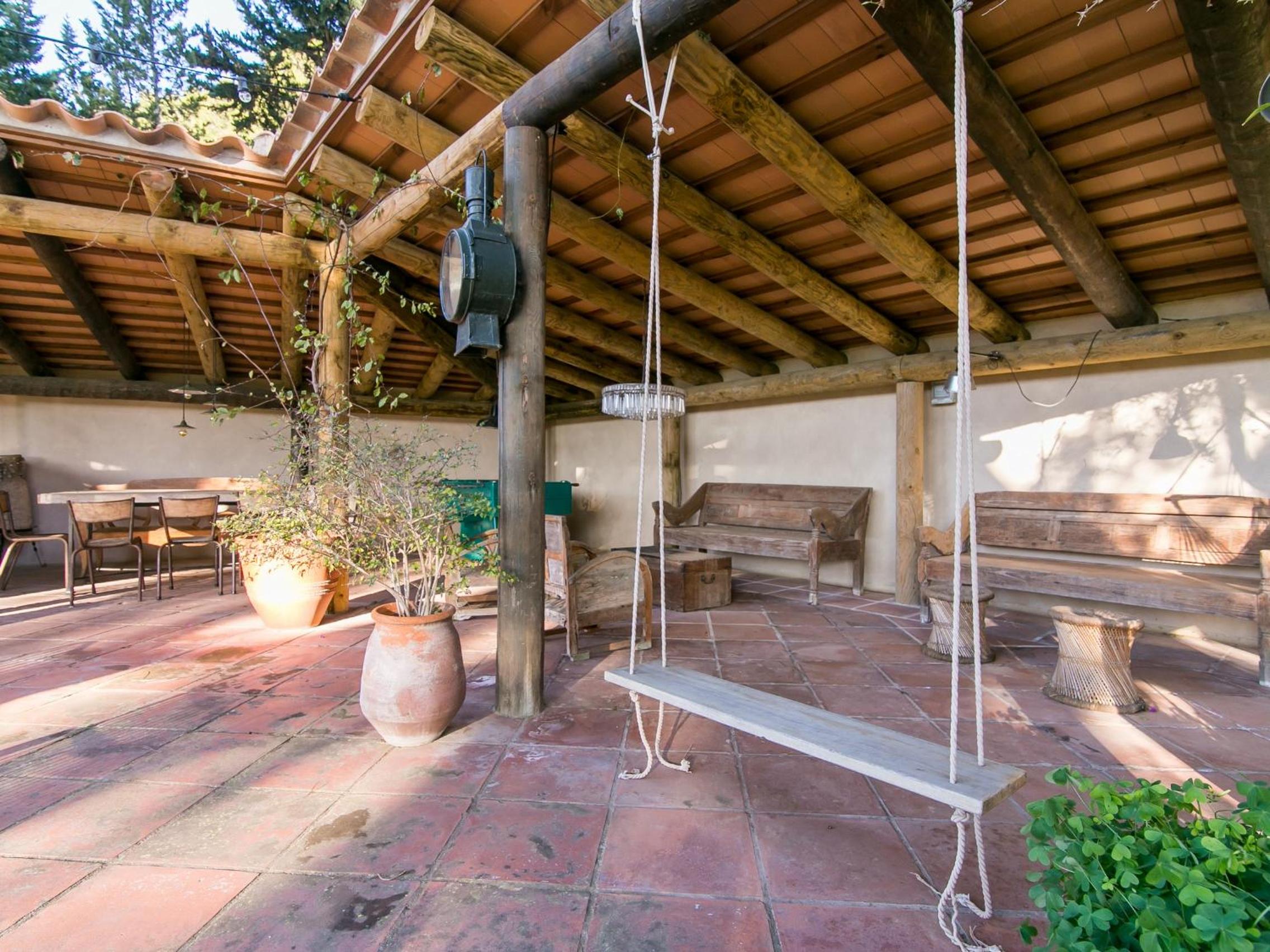 VILLA CANADELL - great garden, 5 min to beach view 2