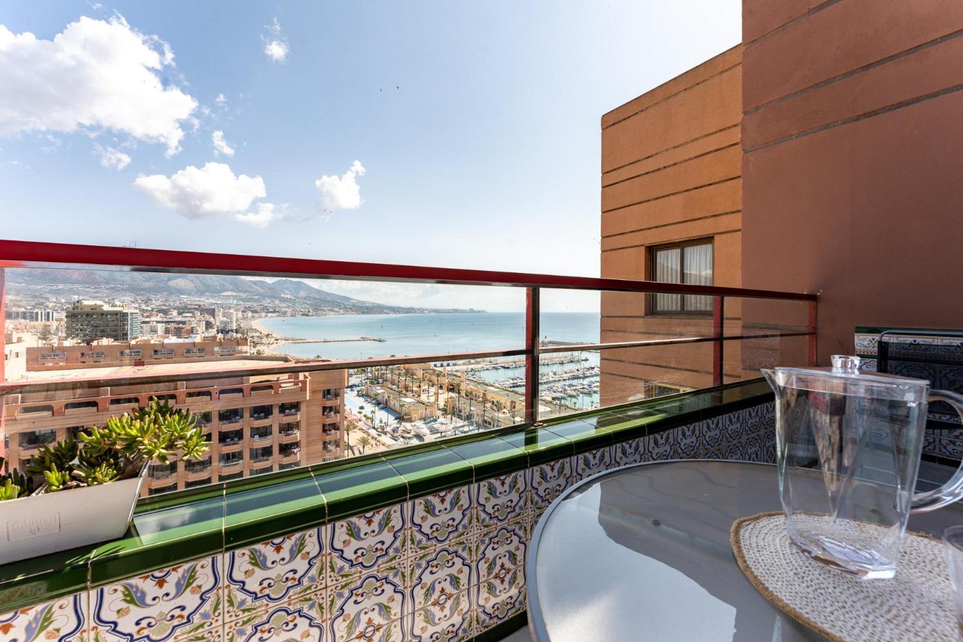 MalagaSuite Skyviews Fuengirola