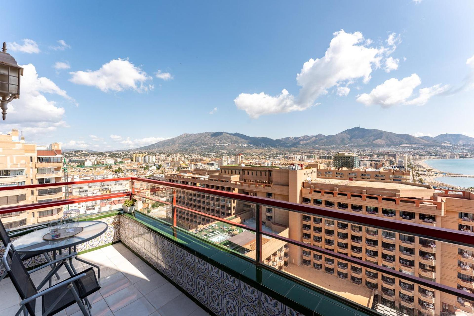 MalagaSuite Skyviews Fuengirola