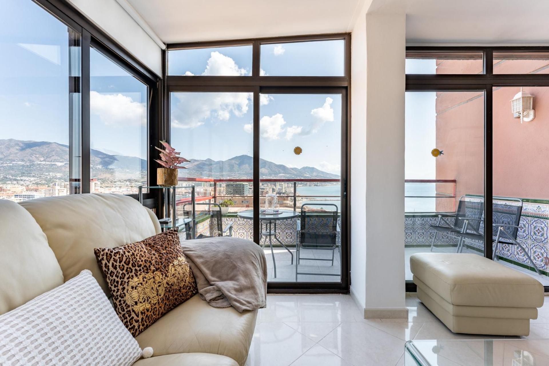 MalagaSuite Skyviews Fuengirola