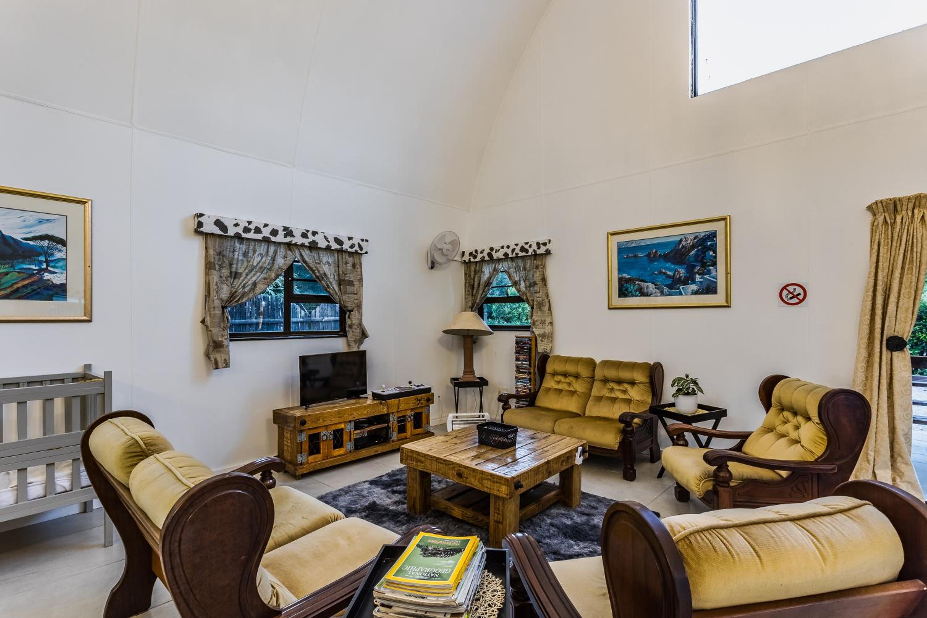 Arch Cabins Self Catering Homes Storms River