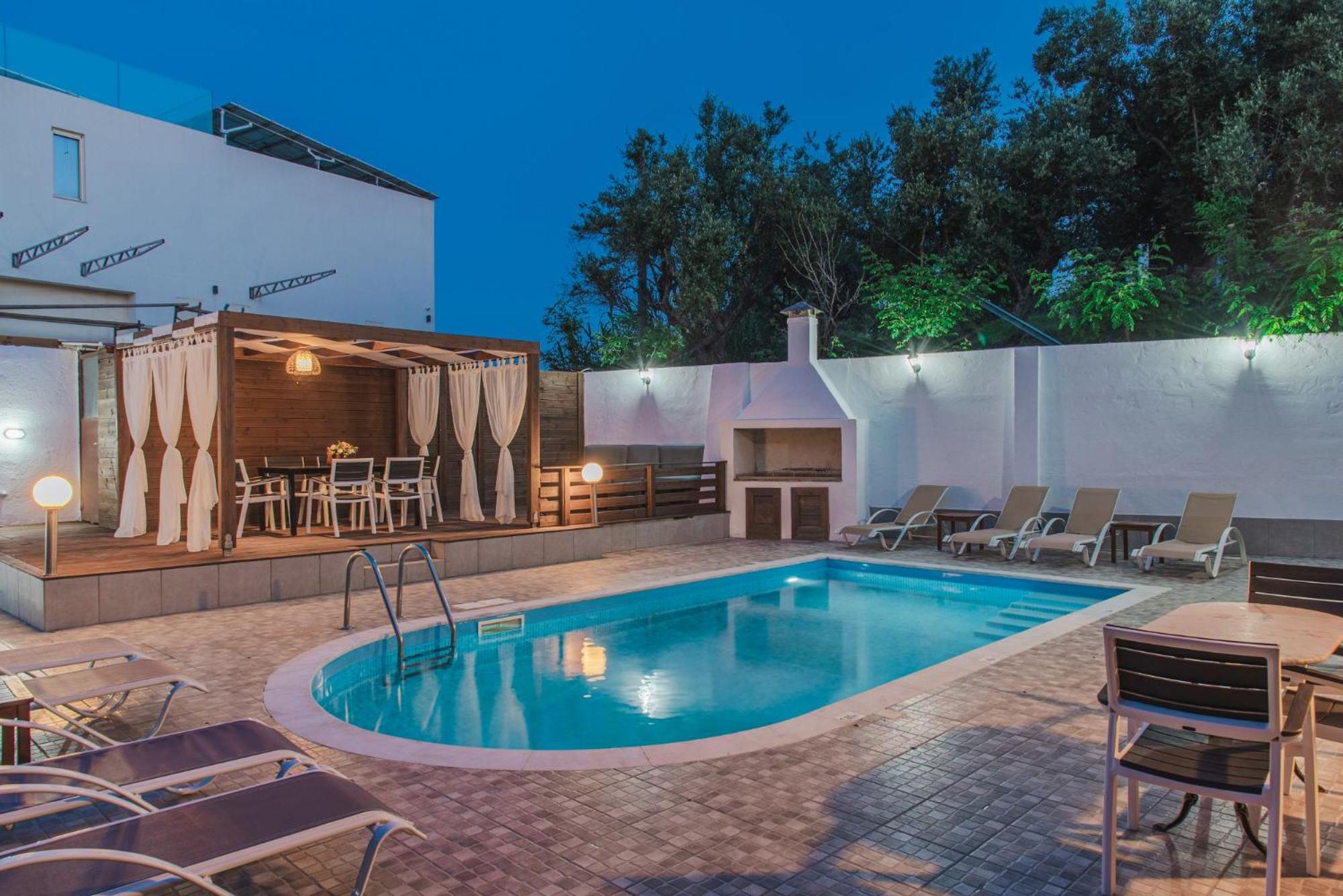 Danae Villas - 100m from beach view 4
