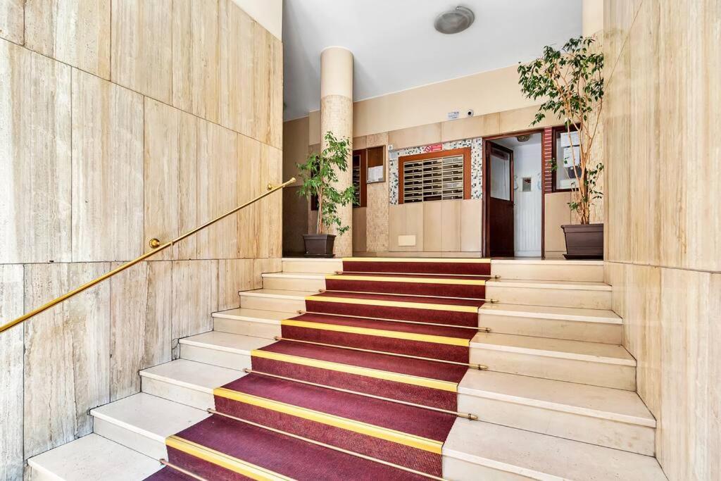Alessia's Flat - Caroli