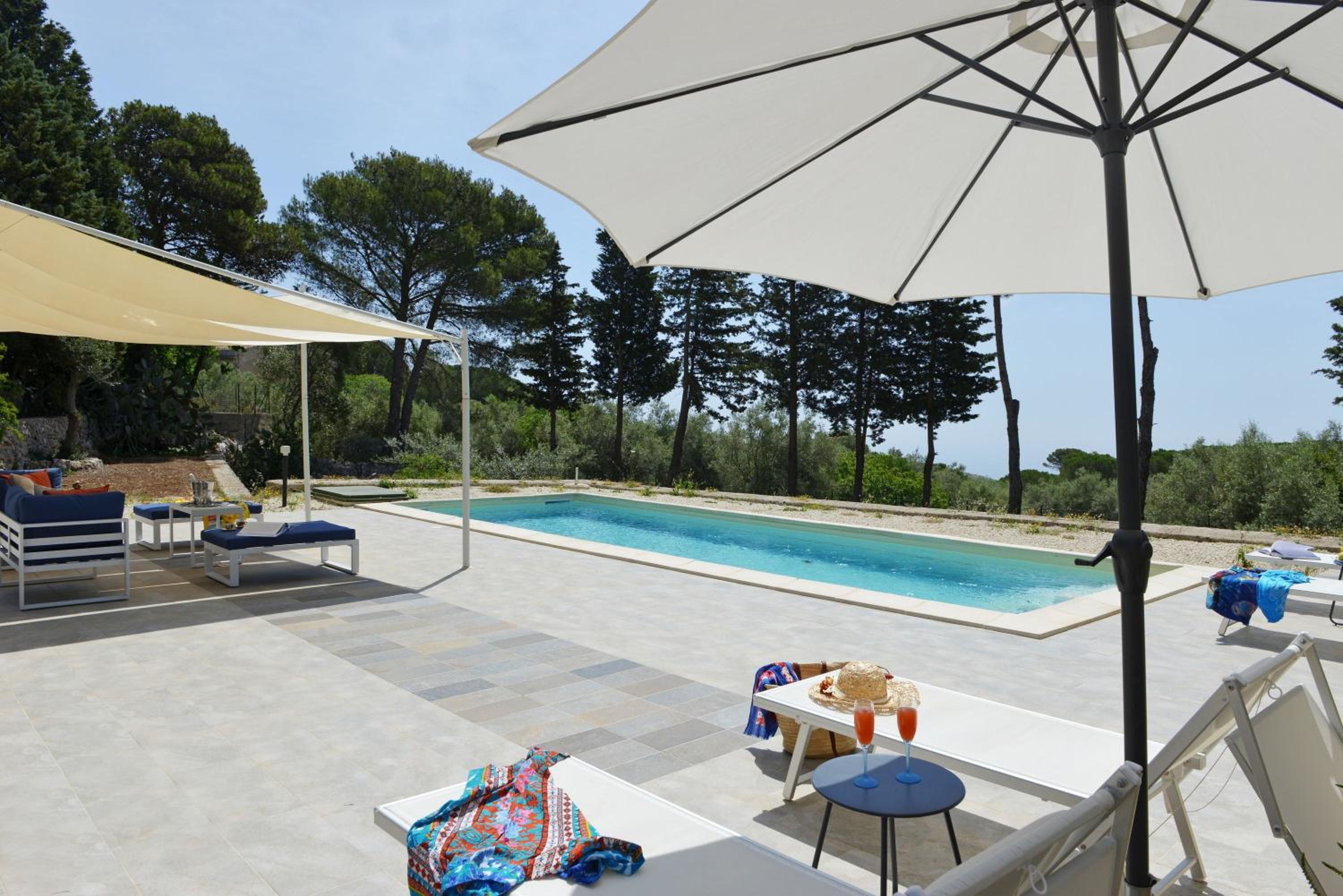 Villa Pica by PosarelliVillas