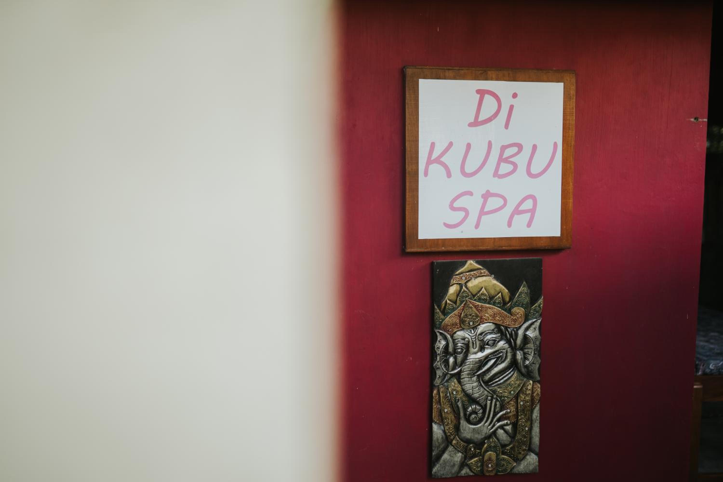 ALOKA BAHARI Villas