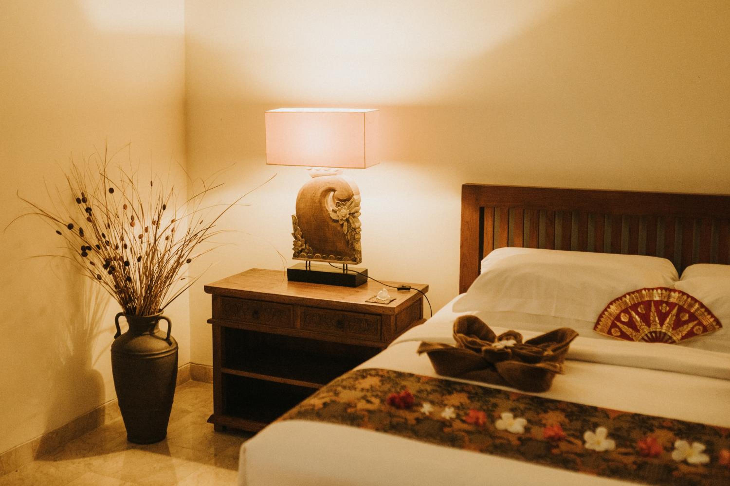 ALOKA BAHARI Villas