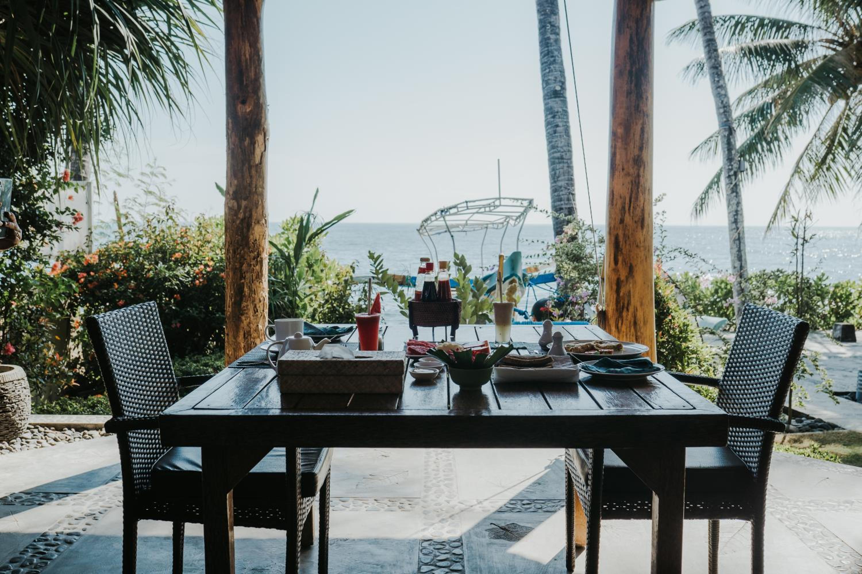 ALOKA BAHARI Villas