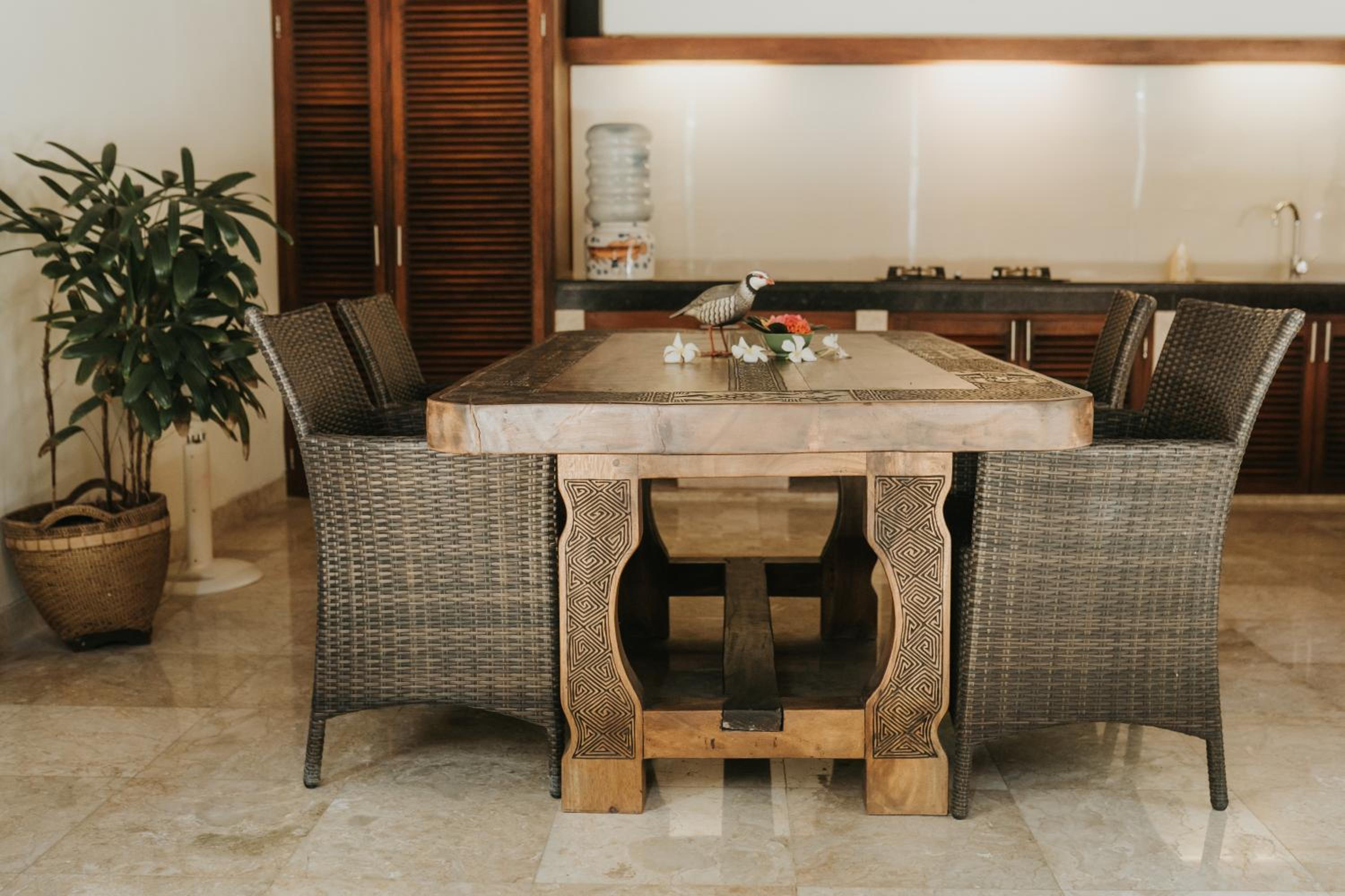 ALOKA BAHARI Villas