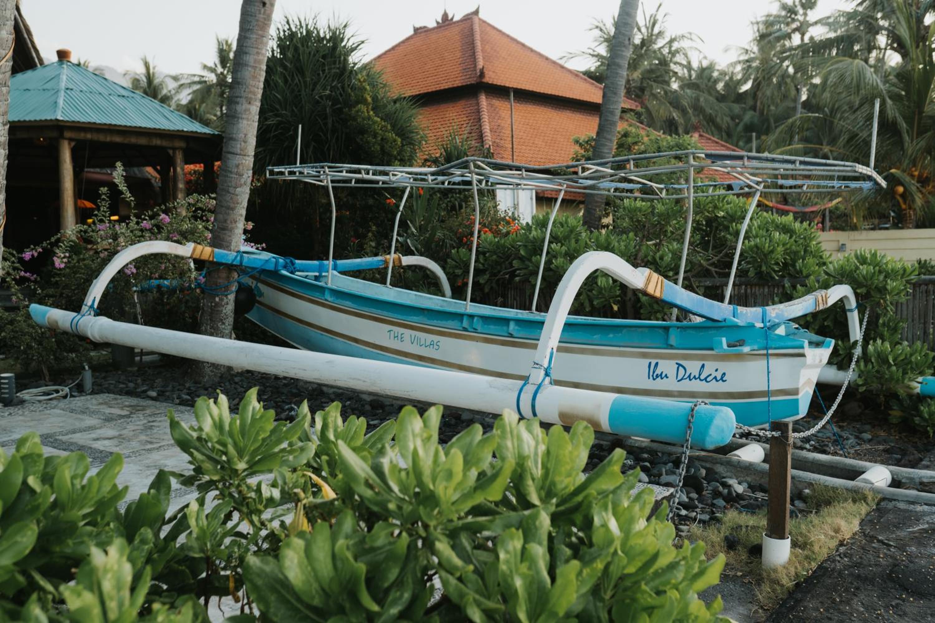ALOKA BAHARI Villas