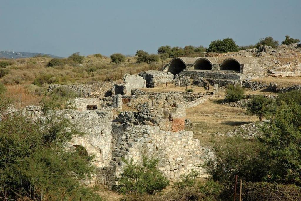 Bella-Maria at Aptera with mountain and sea view - Ground Floor