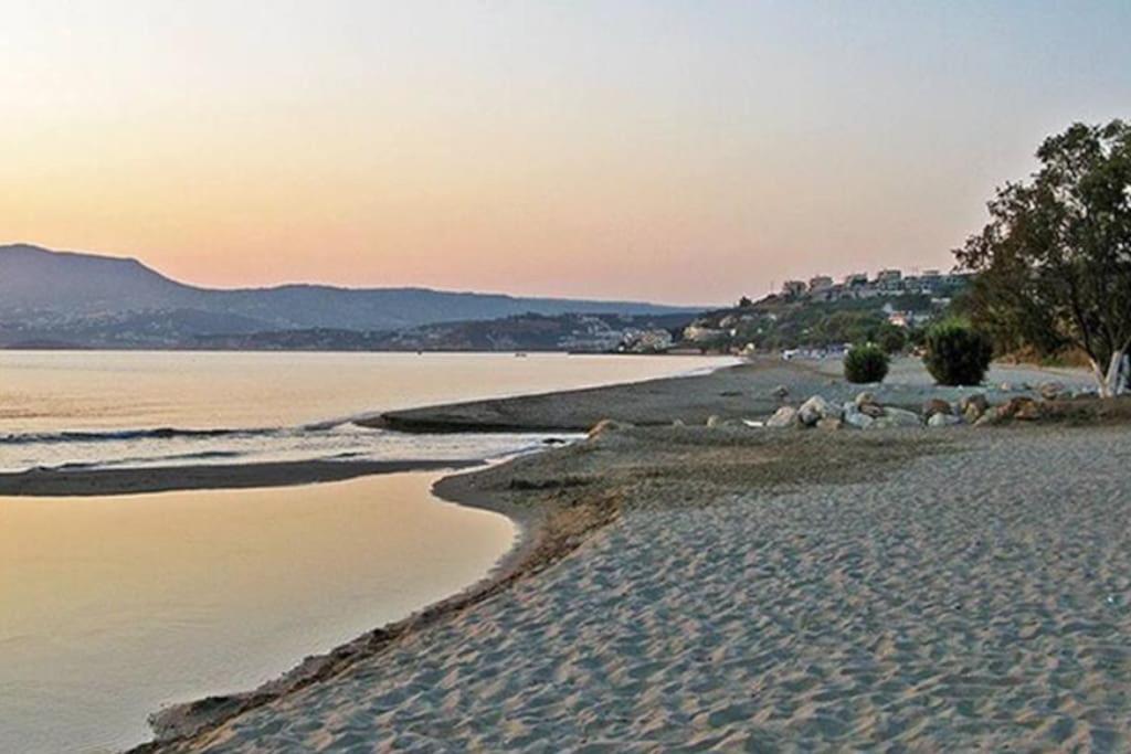 Bella-Maria at Aptera with mountain and sea view - Ground Floor photo 4