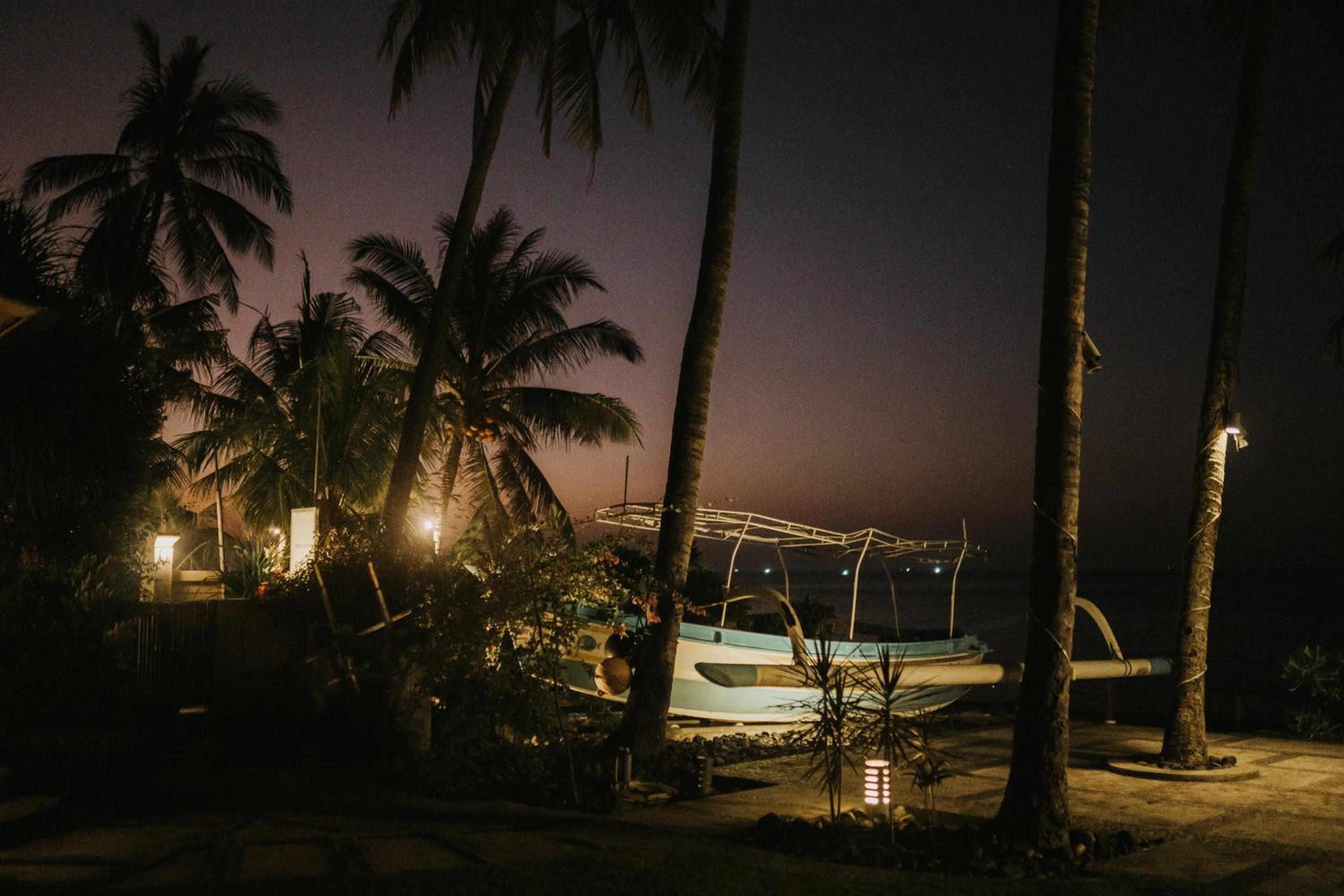 ALOKA BAHARI Villas