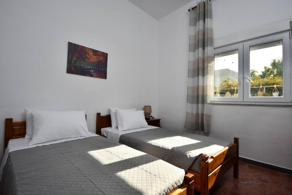 Bella-Maria at Aptera with mountain and sea view - Ground Floor photo 3