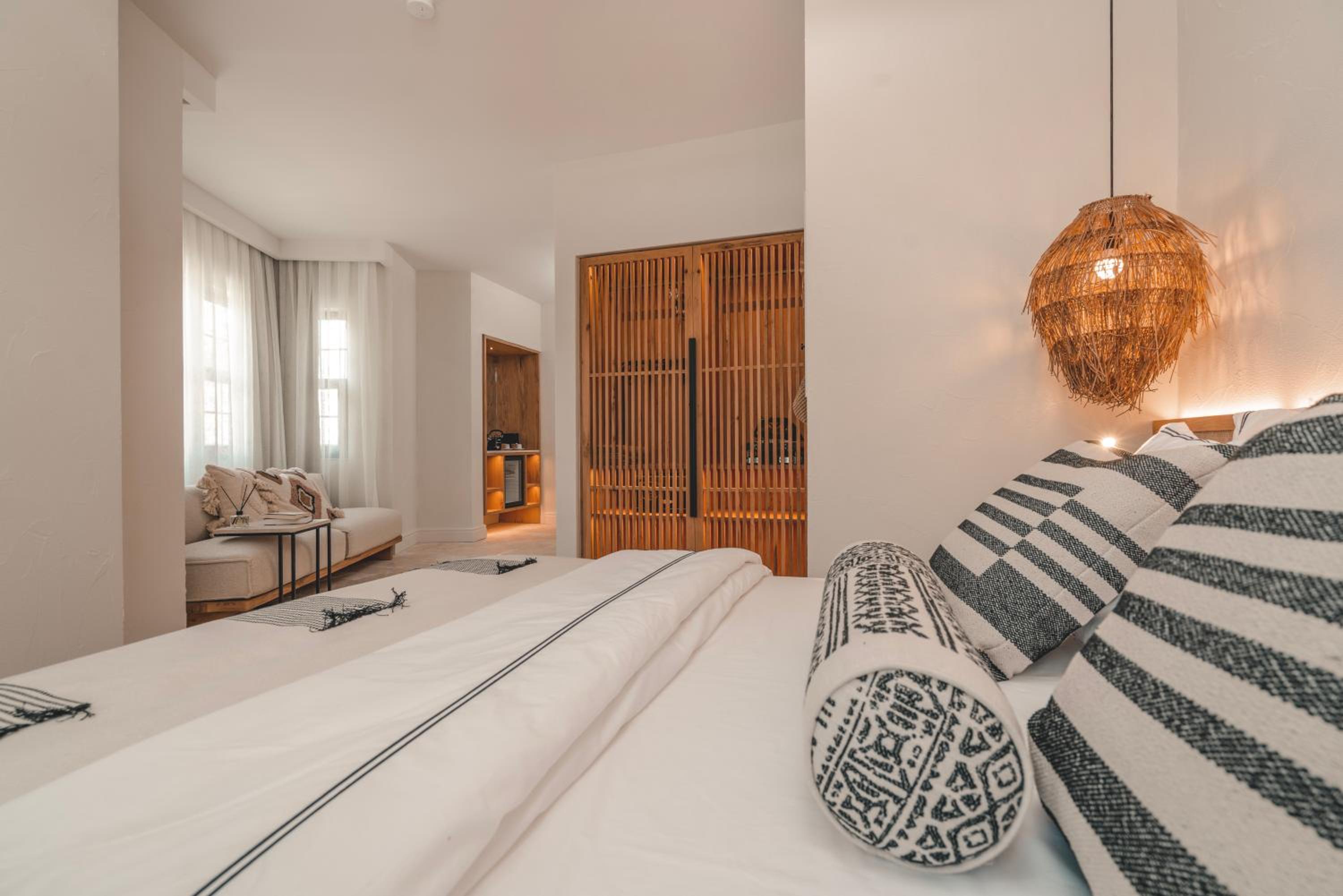 6 ROOMS BY AZUMARE - Image 10