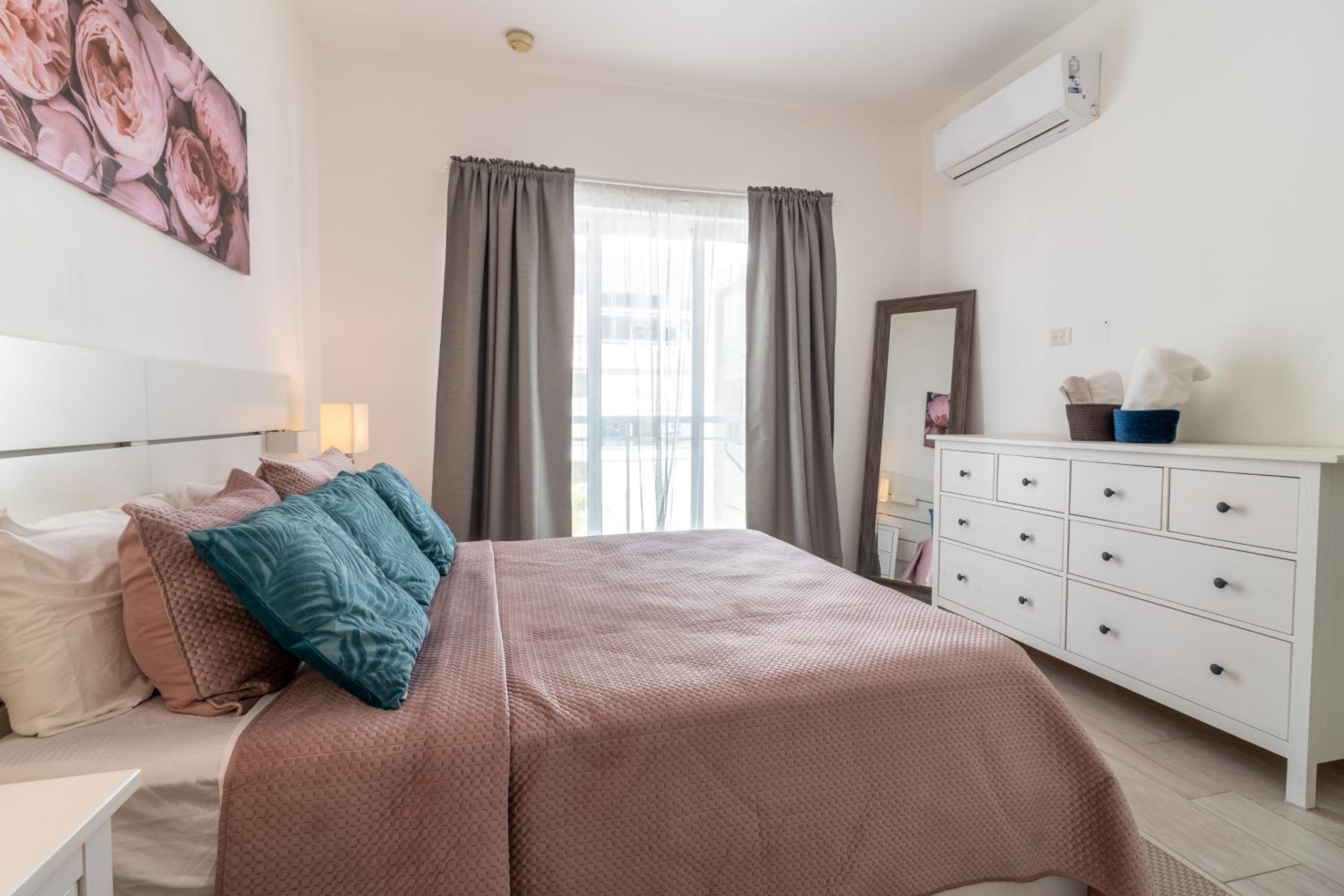 Contemporary 2BR Apartment in Paseo Del Mar Bavaro view 3