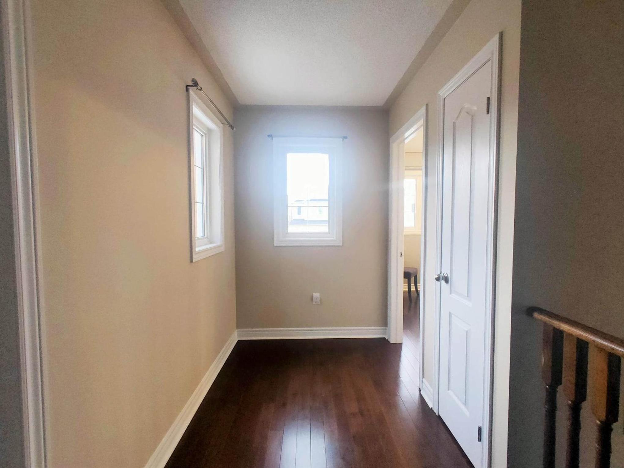 Affordable Room with FREE Parking in Newmarket ON