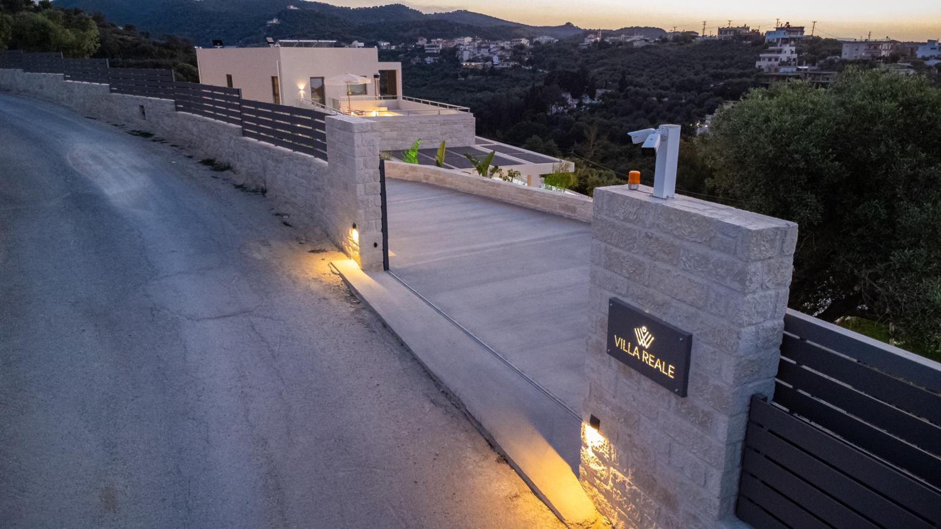 Villa Reale - Wellness & Refined Living by etouri view 4