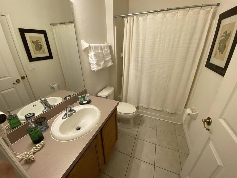 Enchanted Orlando Townhome 15 min to Disney - ENC01