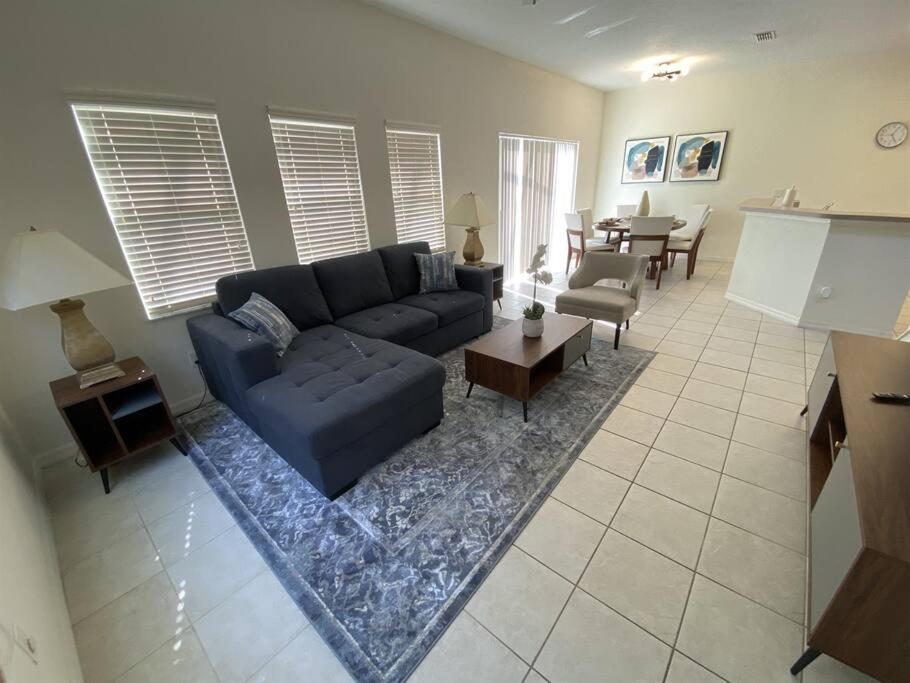 Enchanted Orlando Townhome 15 min to Disney - ENC01