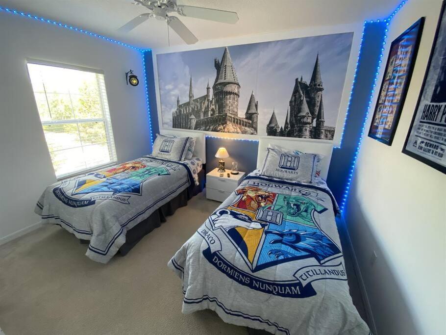 Enchanted Orlando Townhome 15 min to Disney - ENC01
