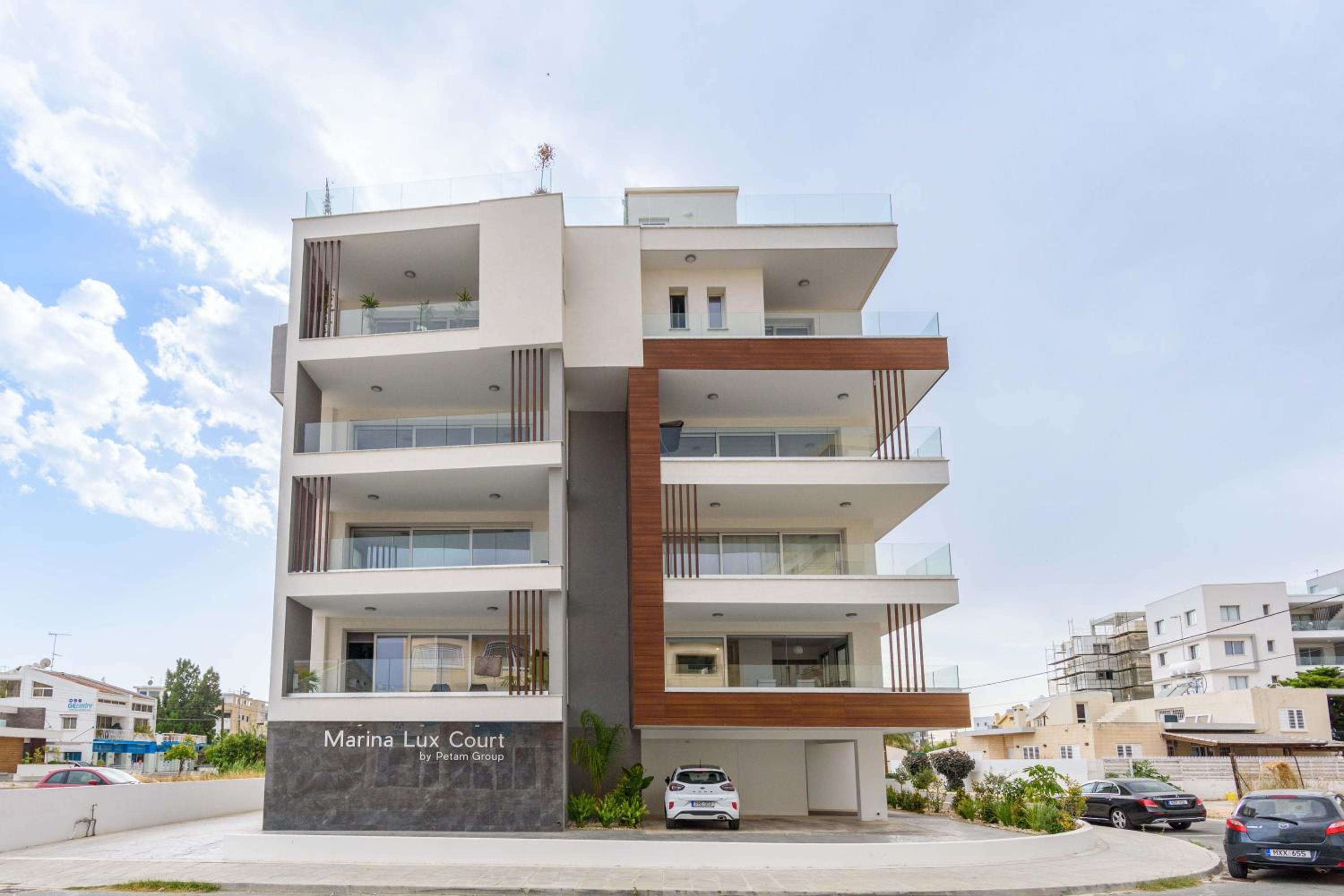 Mirage 2-BR Apartment in Larnaca