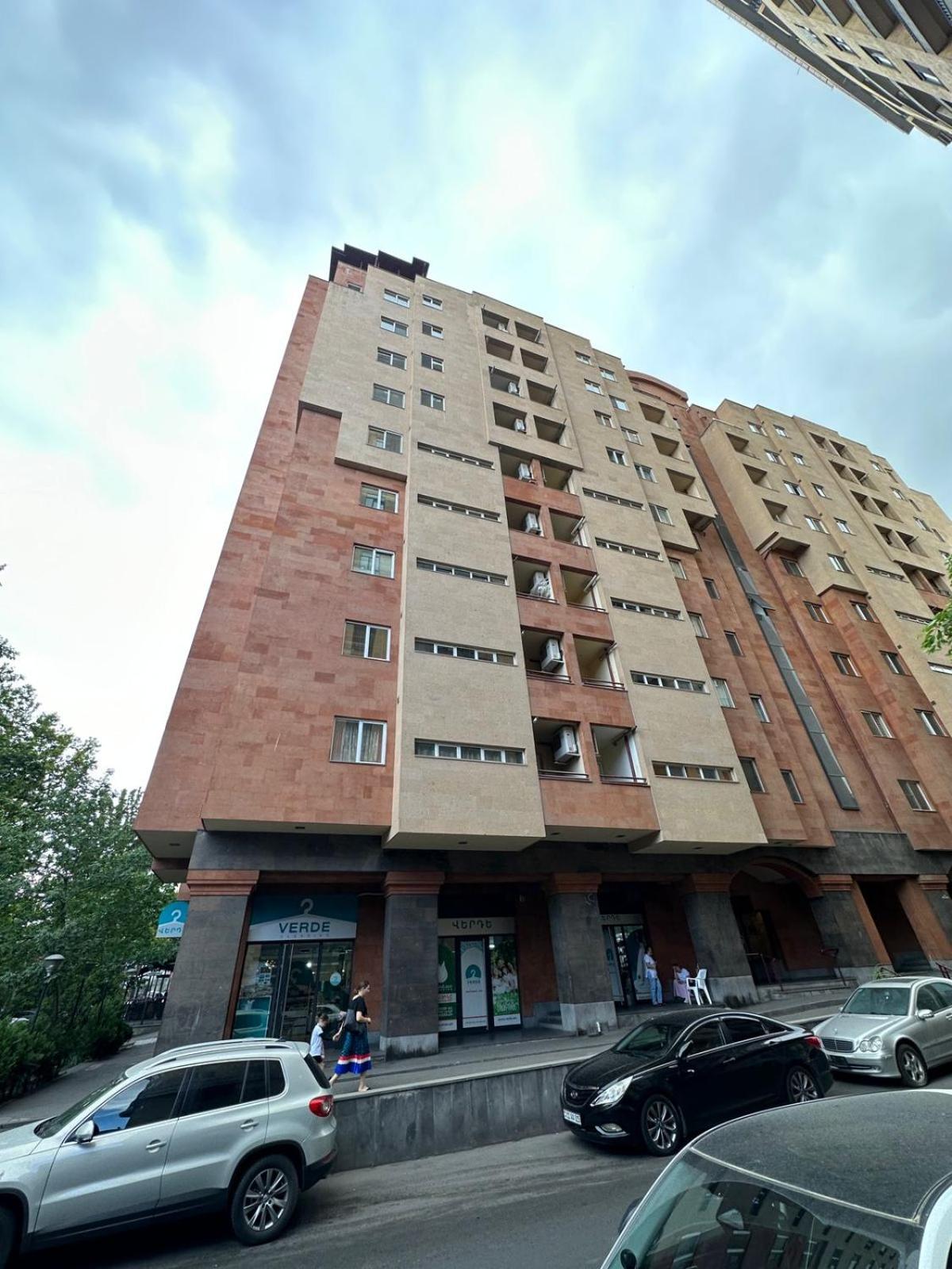 Prime Apartment On Aram Street,2 Bedrooms,2 Bathrooms,Open Balcony