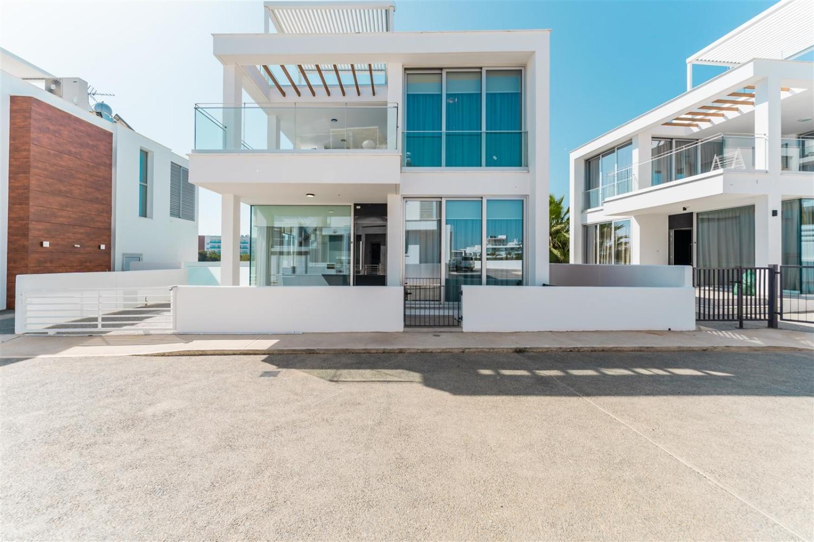 Imperial Jade V2 - Villa Semeli in Protaras