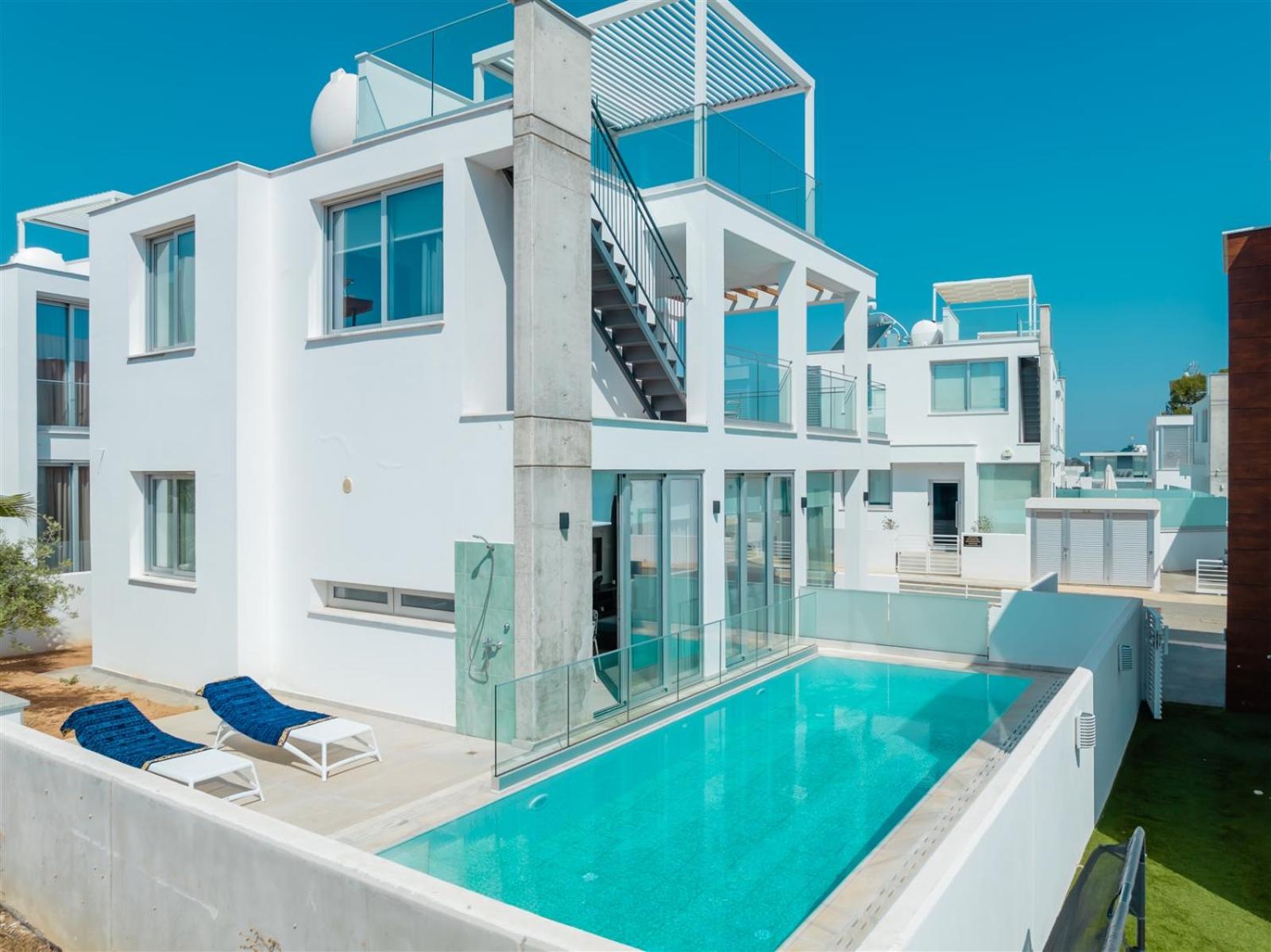 Imperial Jade V2 - Villa Semeli in Protaras
