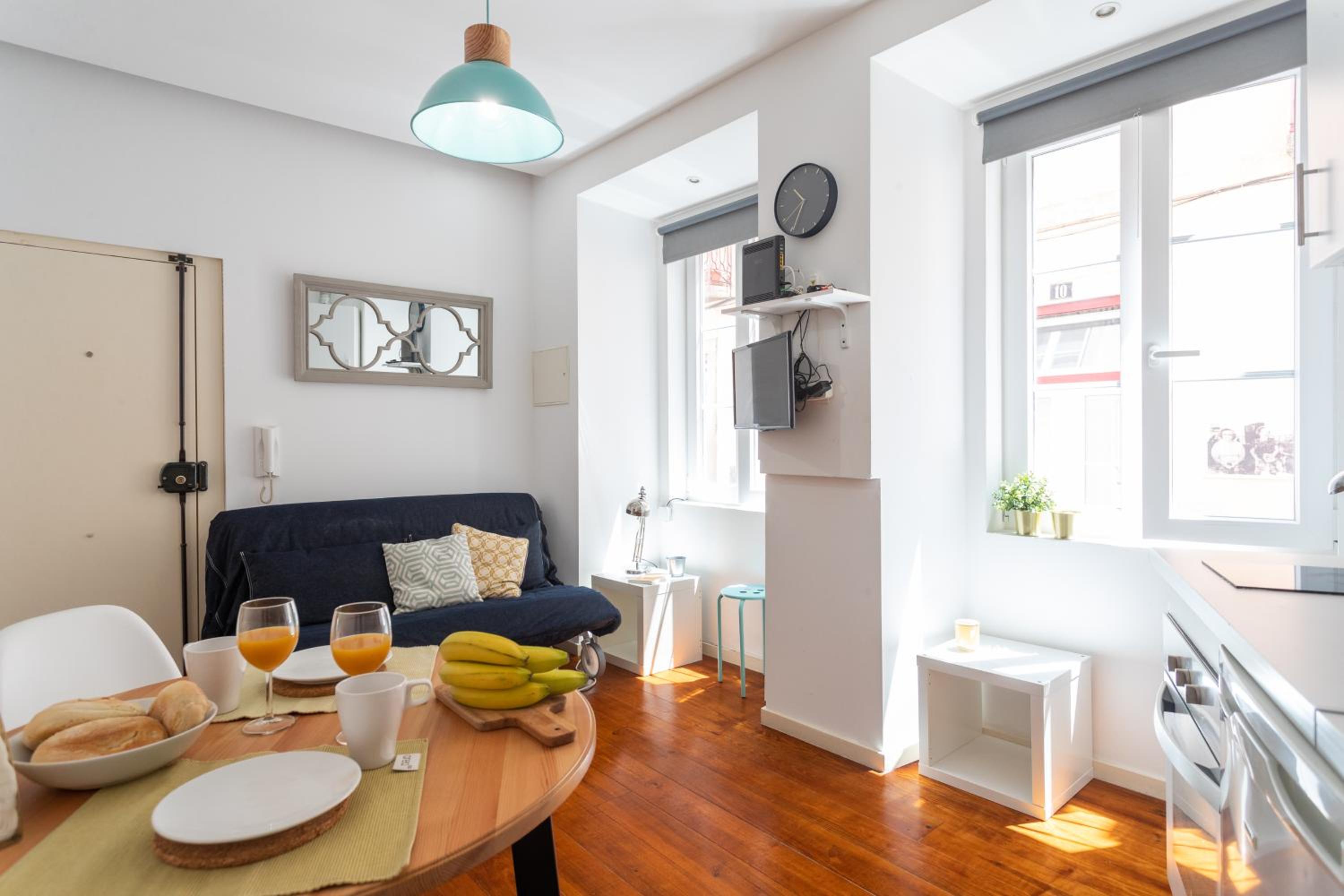 Lisbon Mouraria Apartment view 2