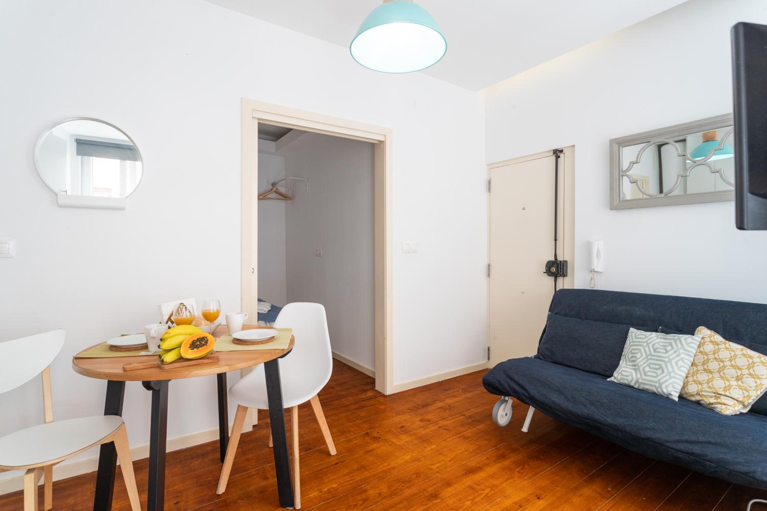 Lisbon Mouraria Apartment view 5