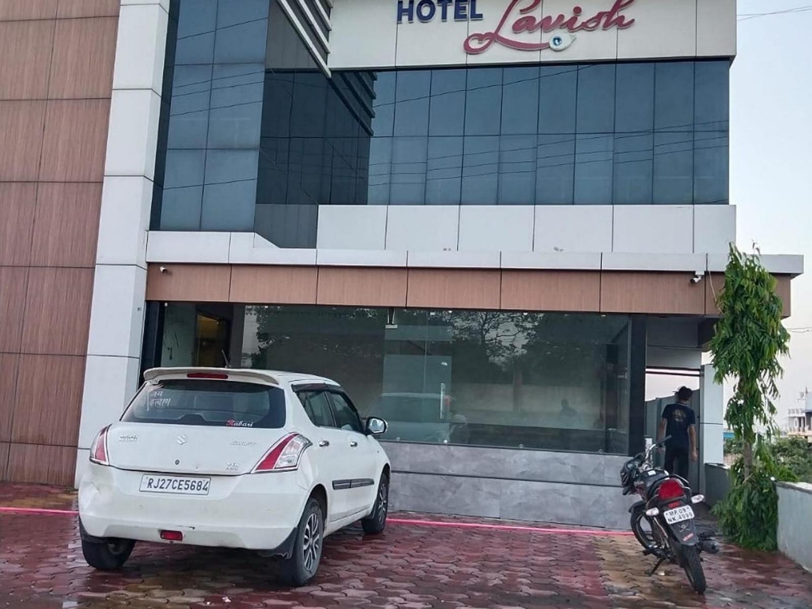 JMC Hotel Lavish view 3