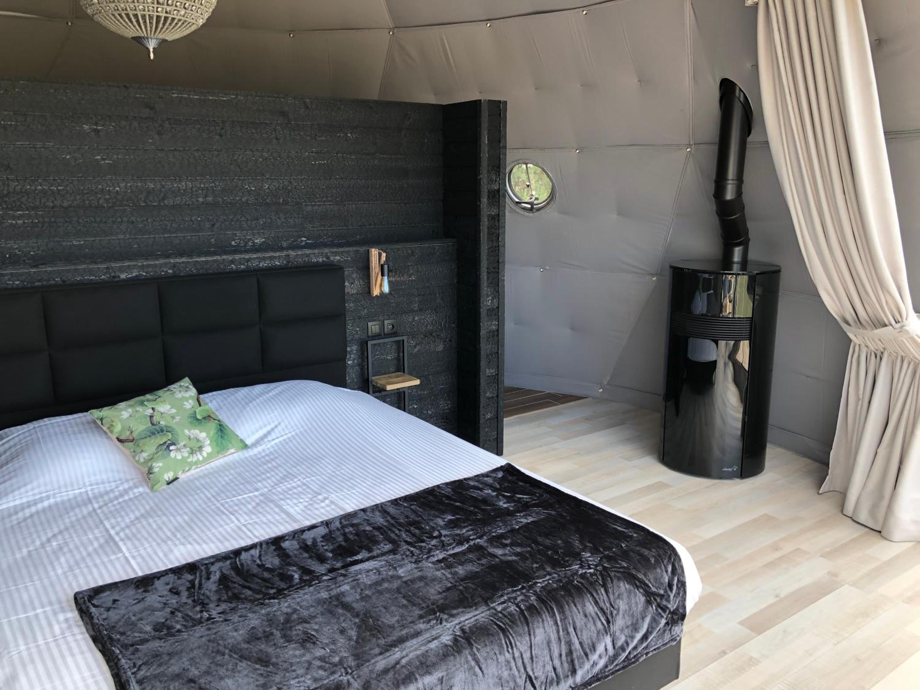 Glamping De Coude Scheure