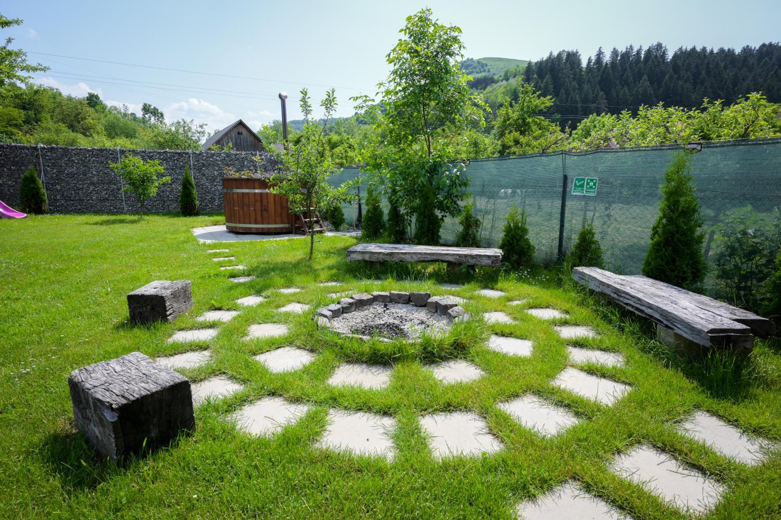 Photo 9