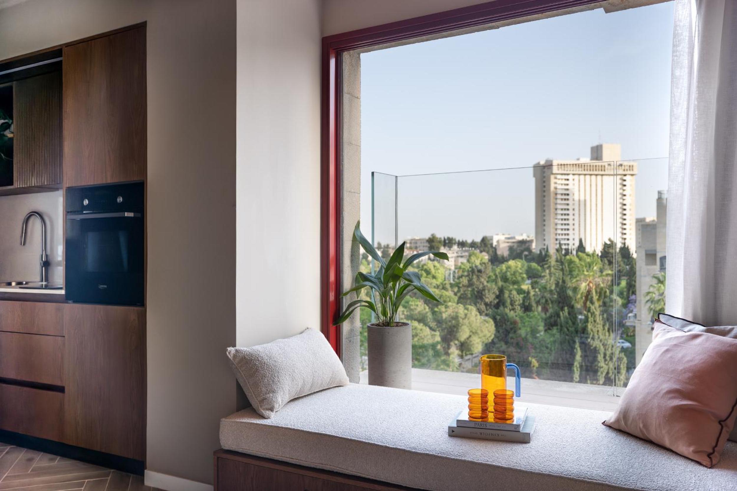 GoodHouse 403 - Pretty Flat near Mamilla view 2