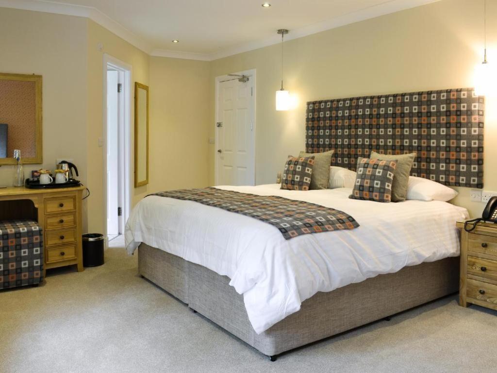 Roseberry House