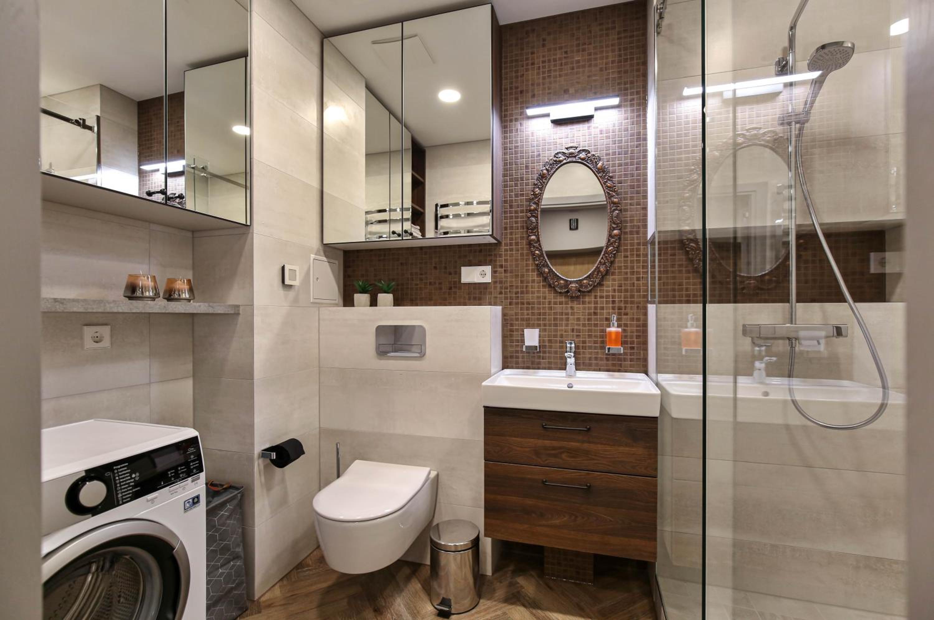 Nicely Designed NEW Apt w- Free Garage Parking & Self Check-in I cohost view 5