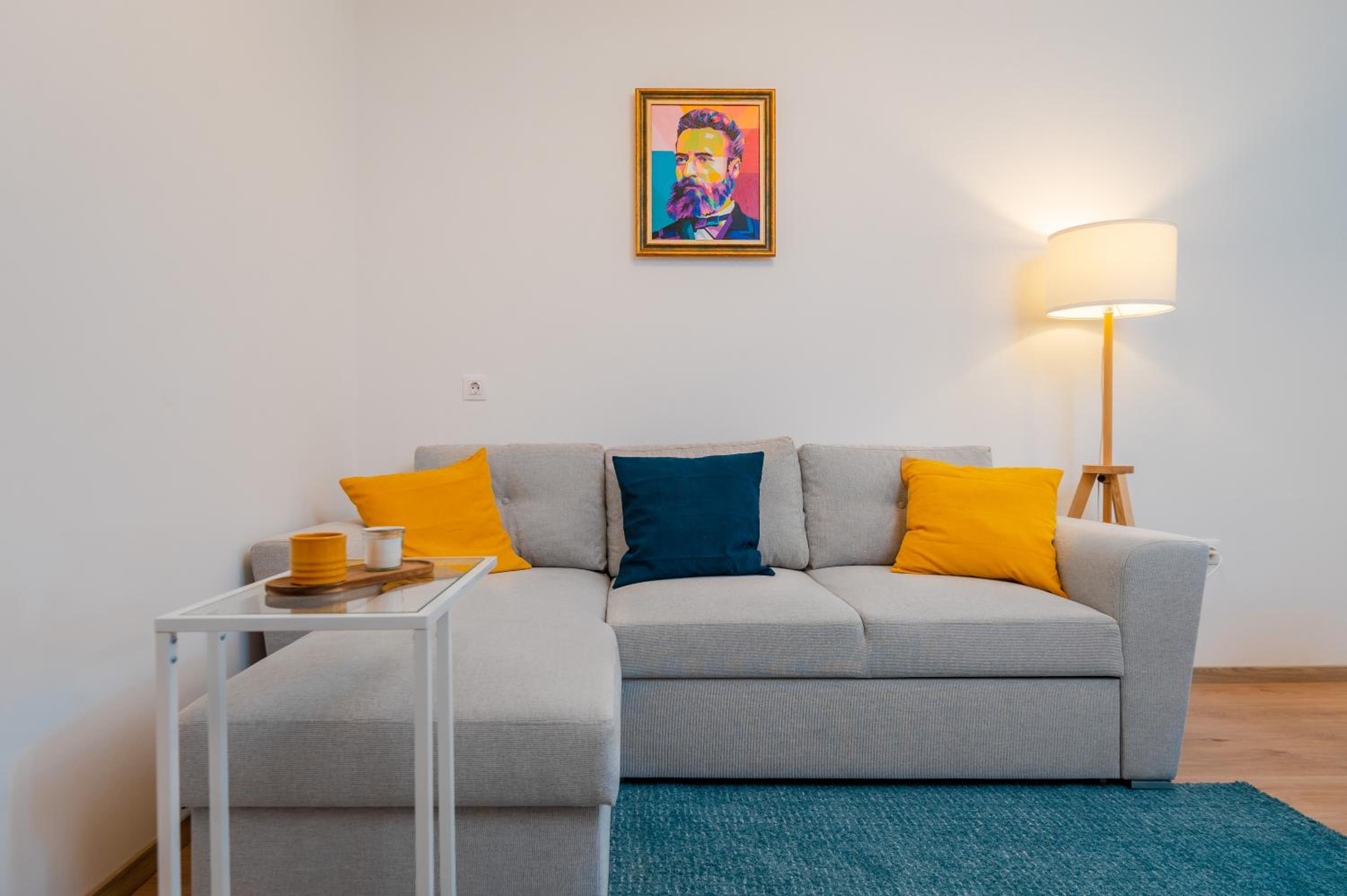 Bright Urban Retreat: Central Sofia 1 BD Apartment